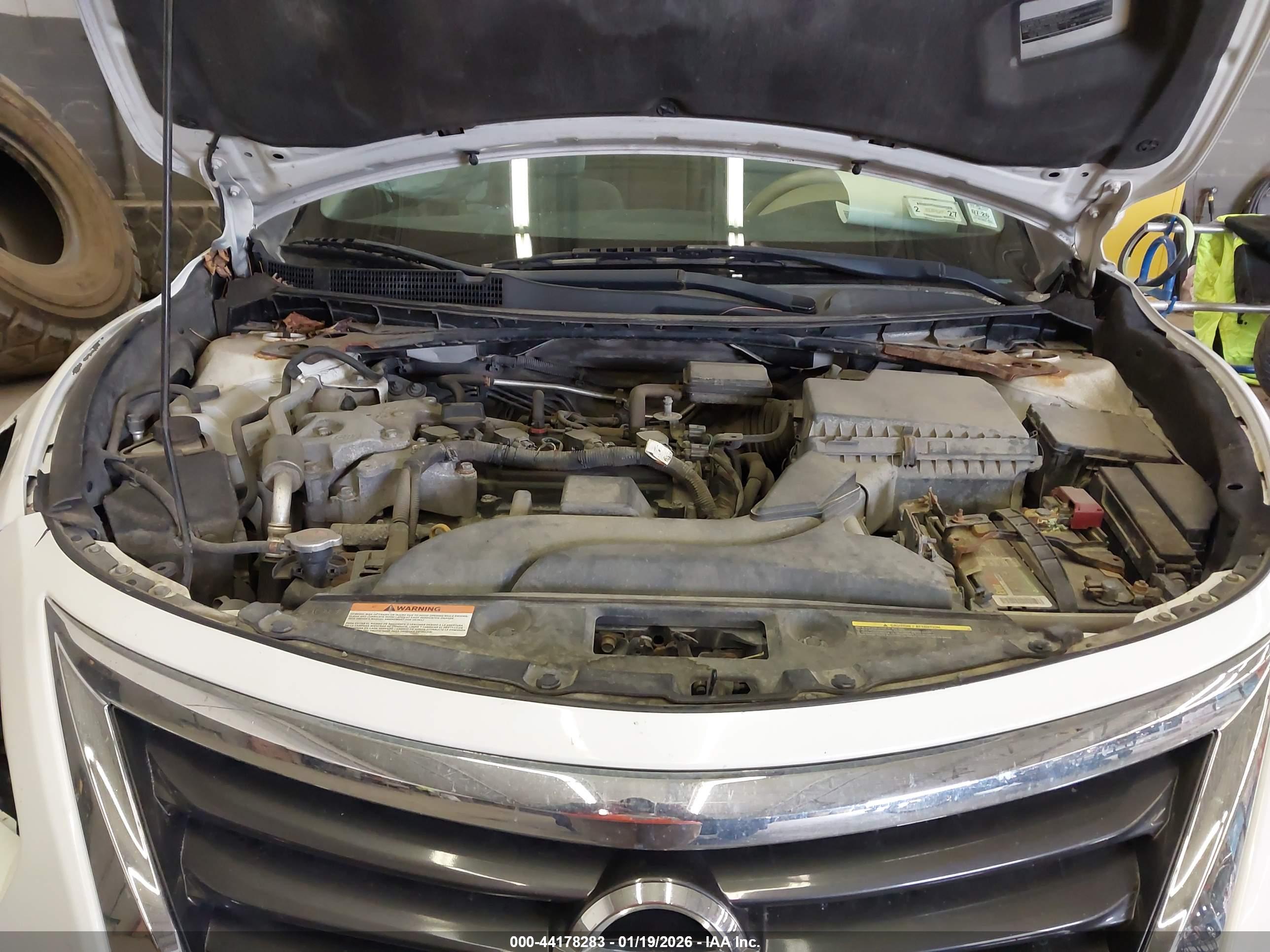NISSAN ALTIMA image 10