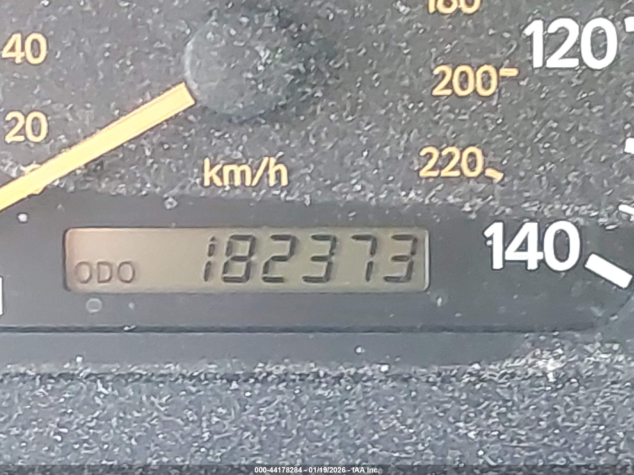 TOYOTA AVALON image 7