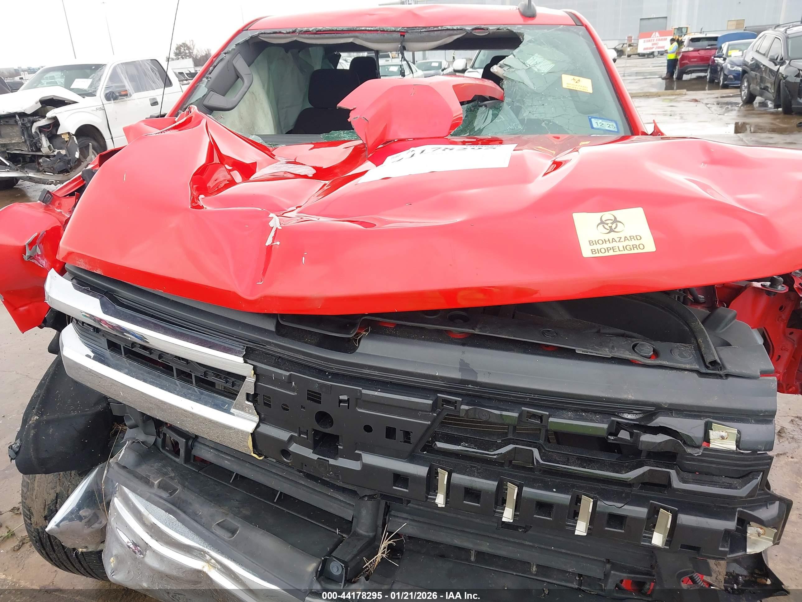 CHEVROLET SILVERADO image 10