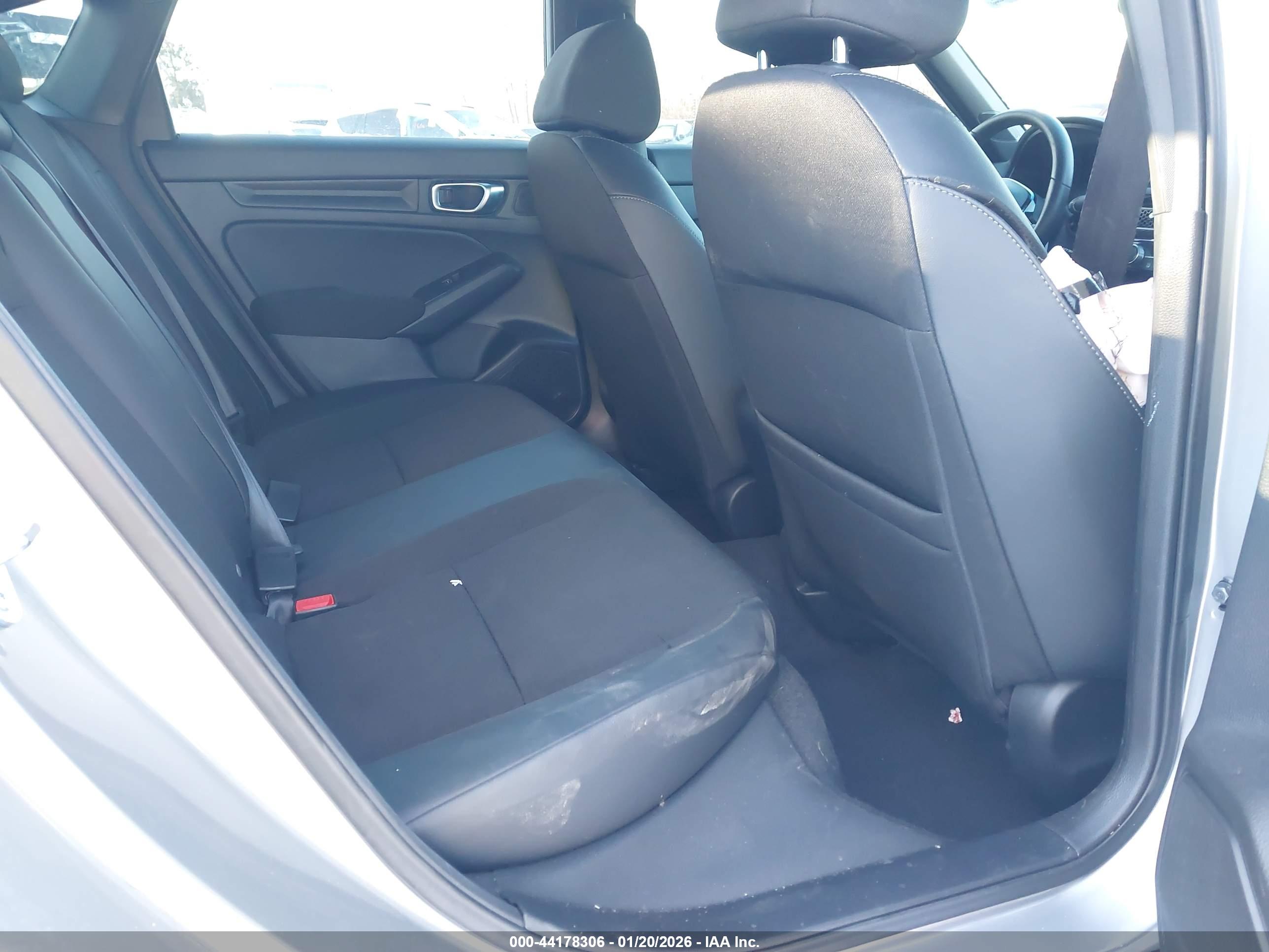 HONDA CIVIC image 8