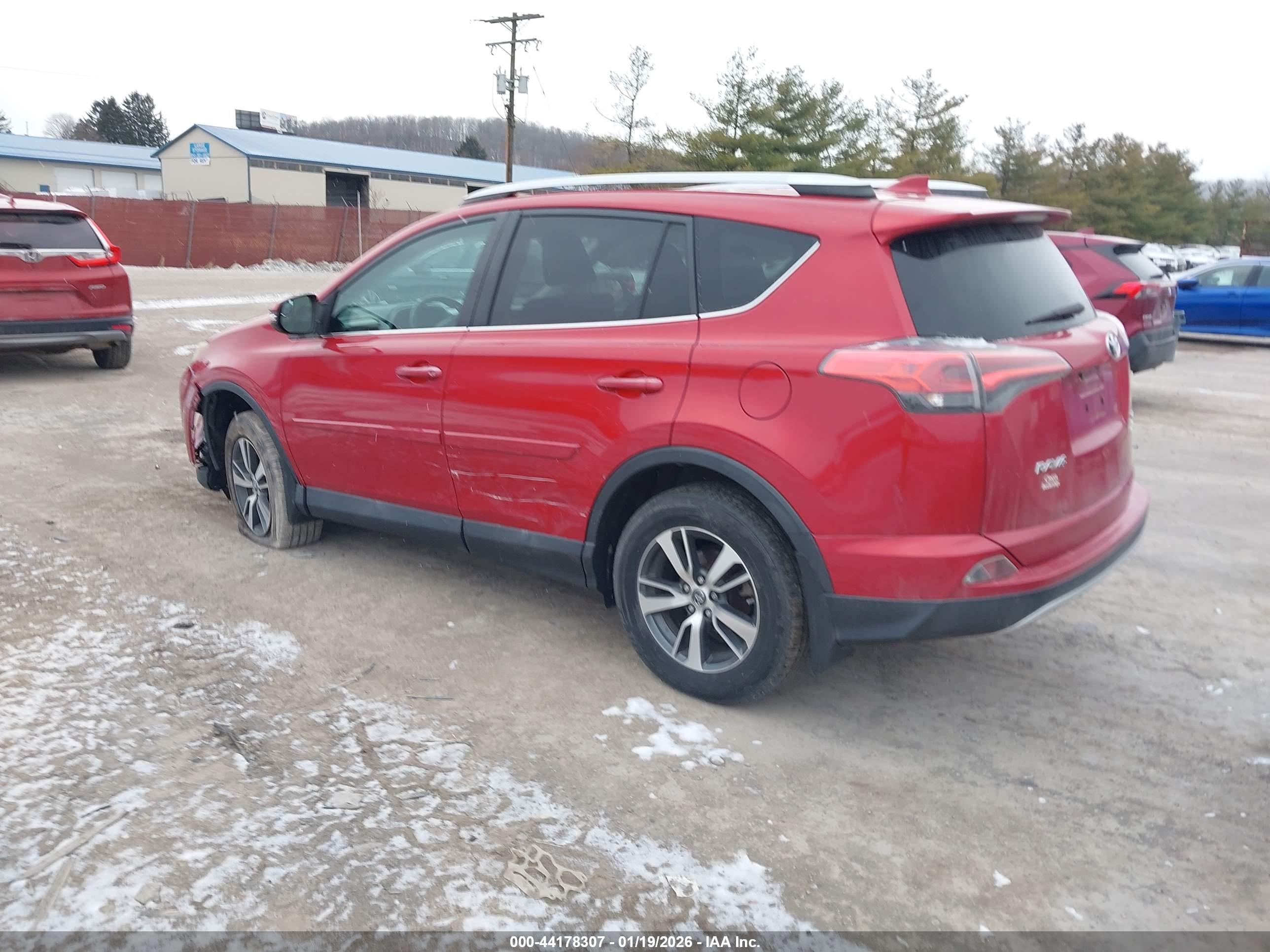 TOYOTA RAV4 image 3