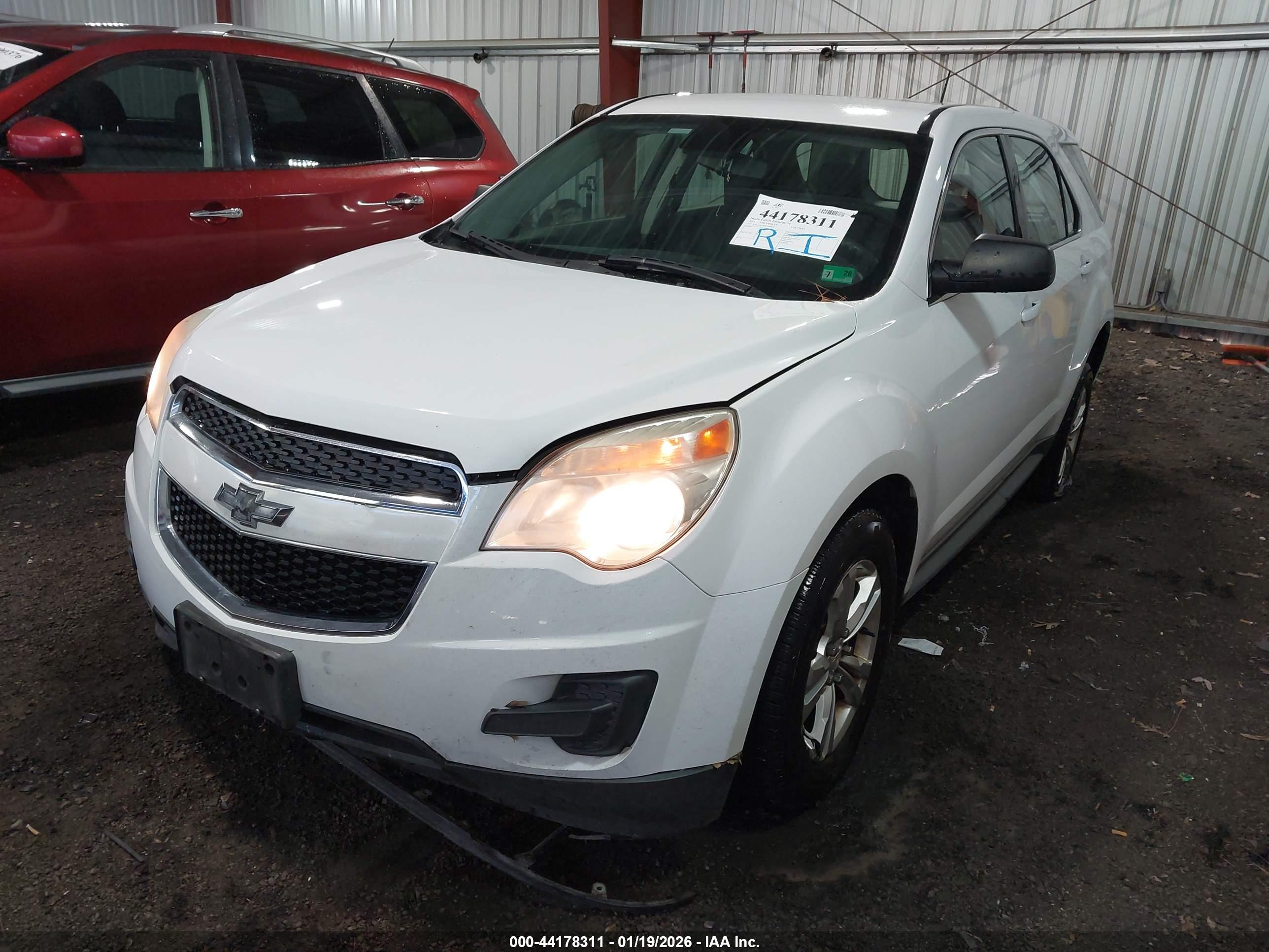 CHEVROLET EQUINOX image 2