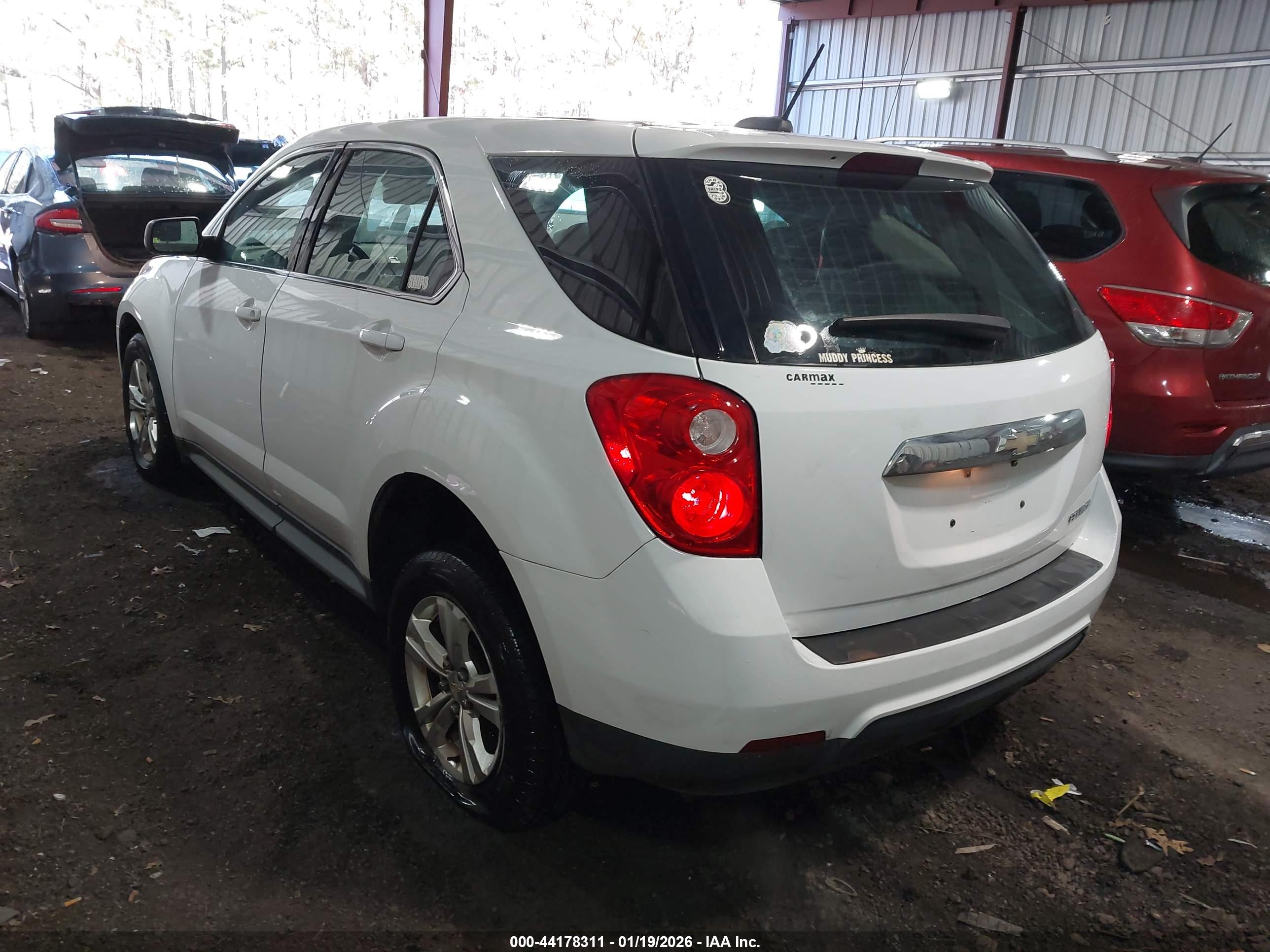 CHEVROLET EQUINOX image 3