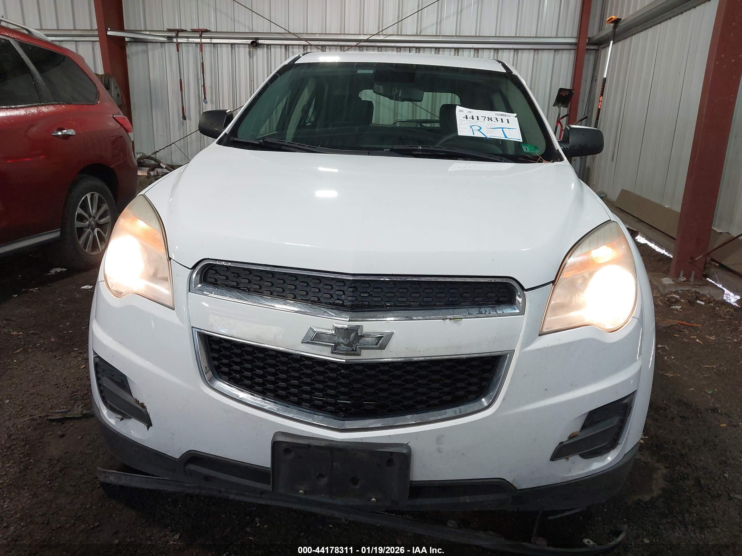 CHEVROLET EQUINOX image 6