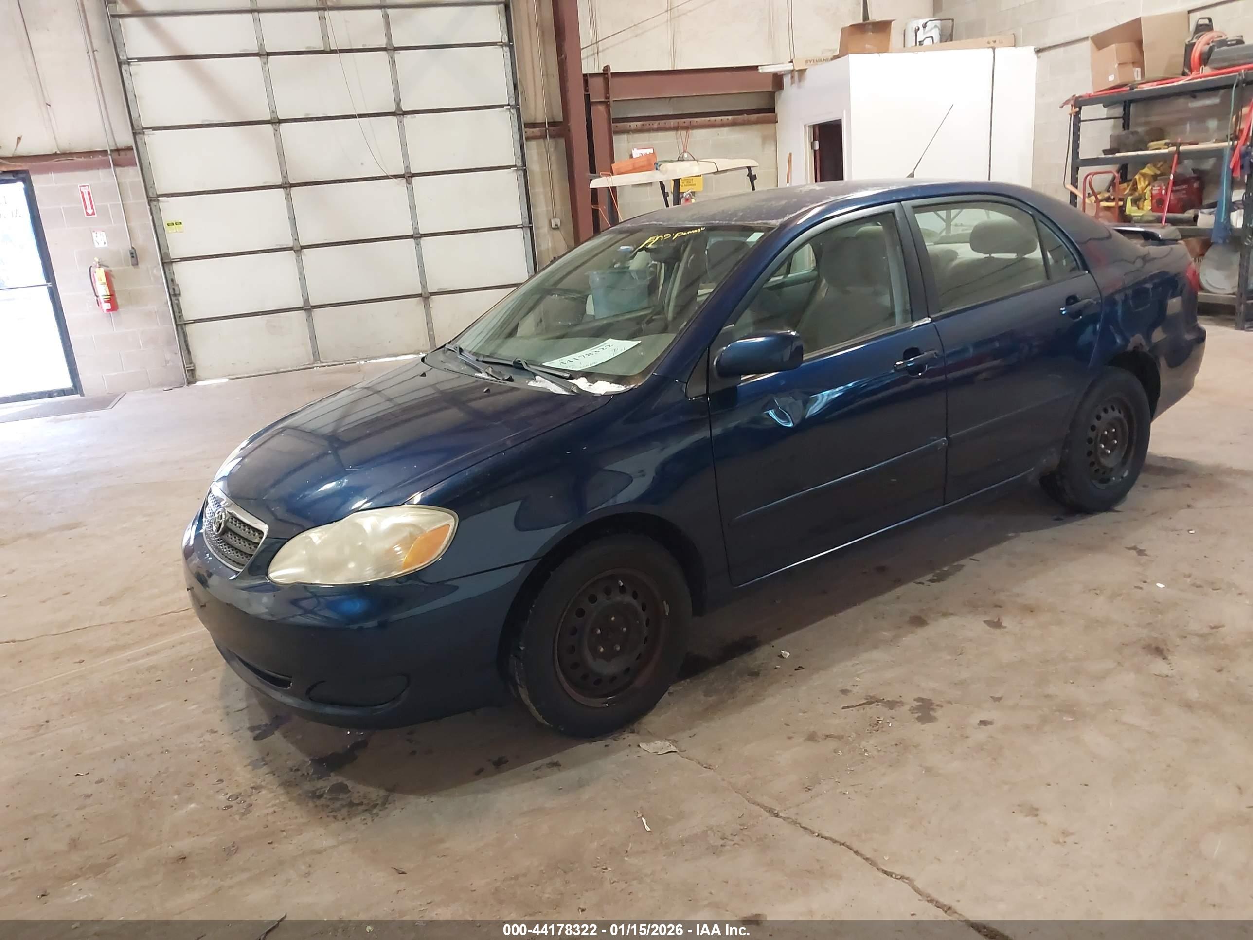 TOYOTA COROLLA image 2