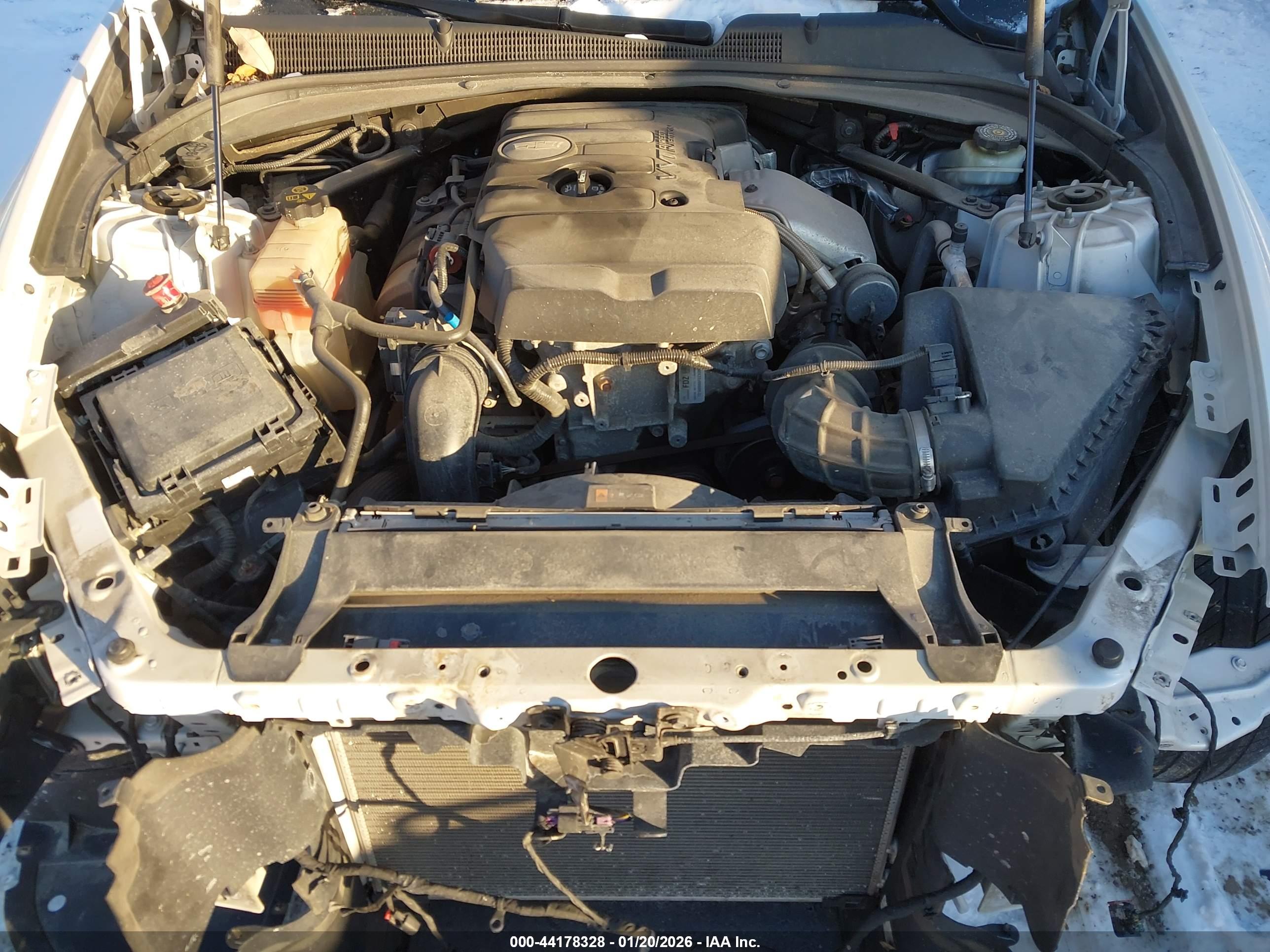 CADILLAC CTS image 10