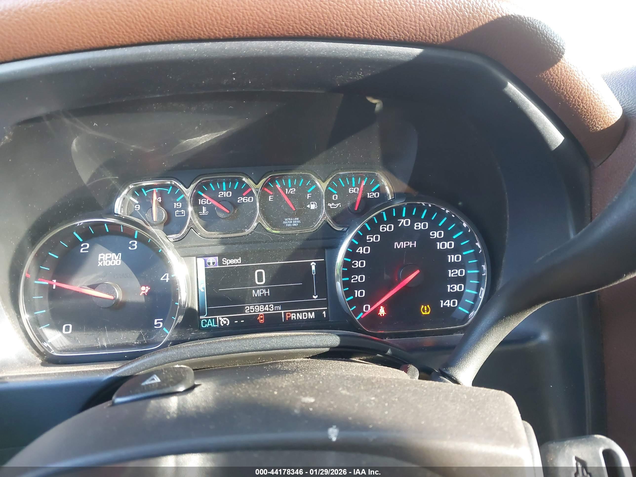 CHEVROLET SILVERADO image 7