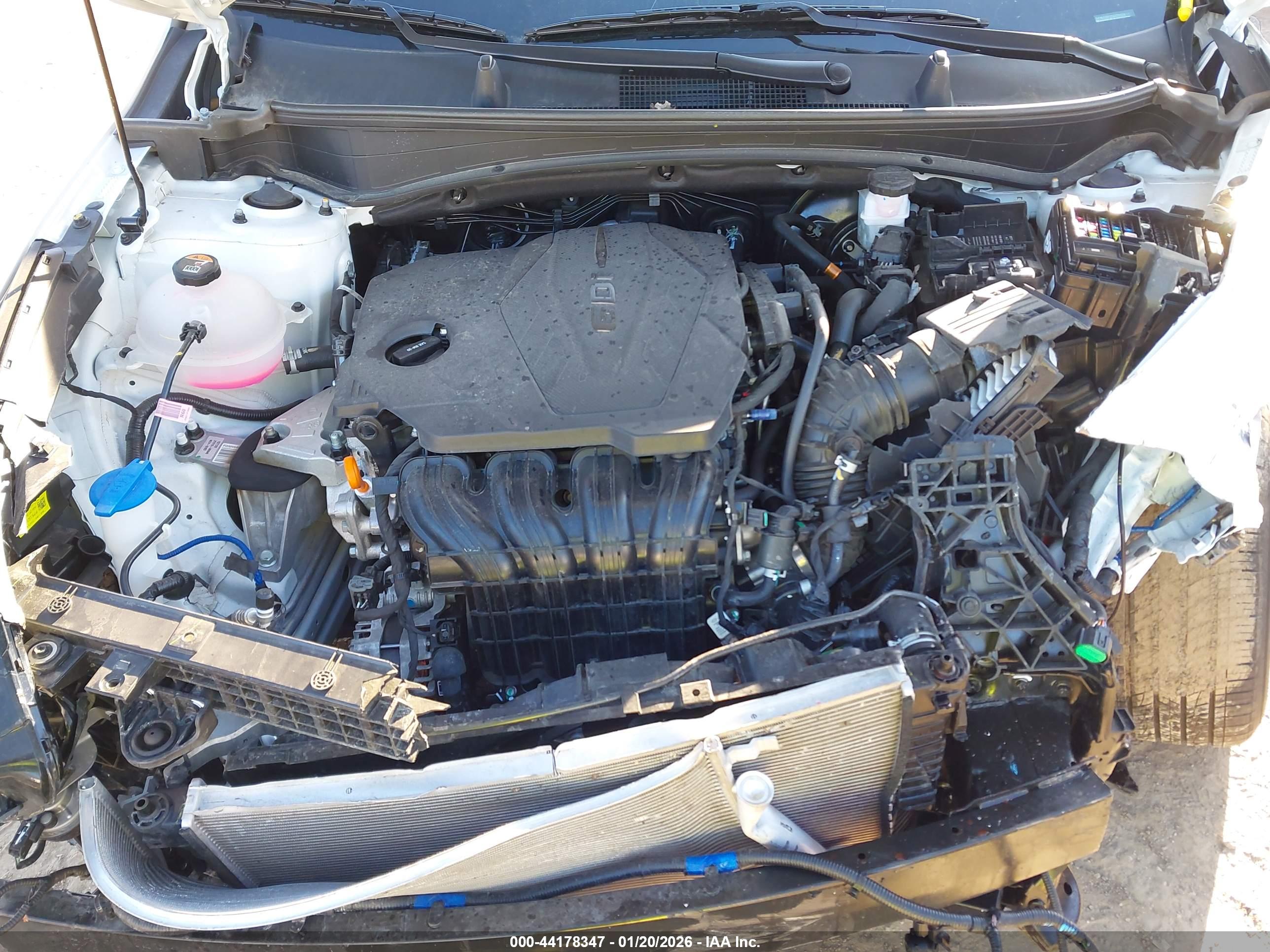KIA SPORTAGE image 10