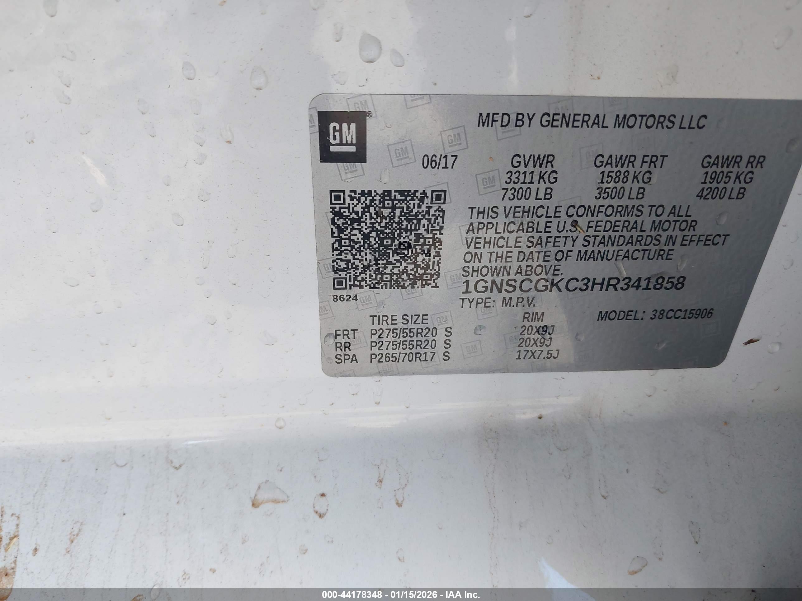 CHEVROLET SUBURBAN image 9