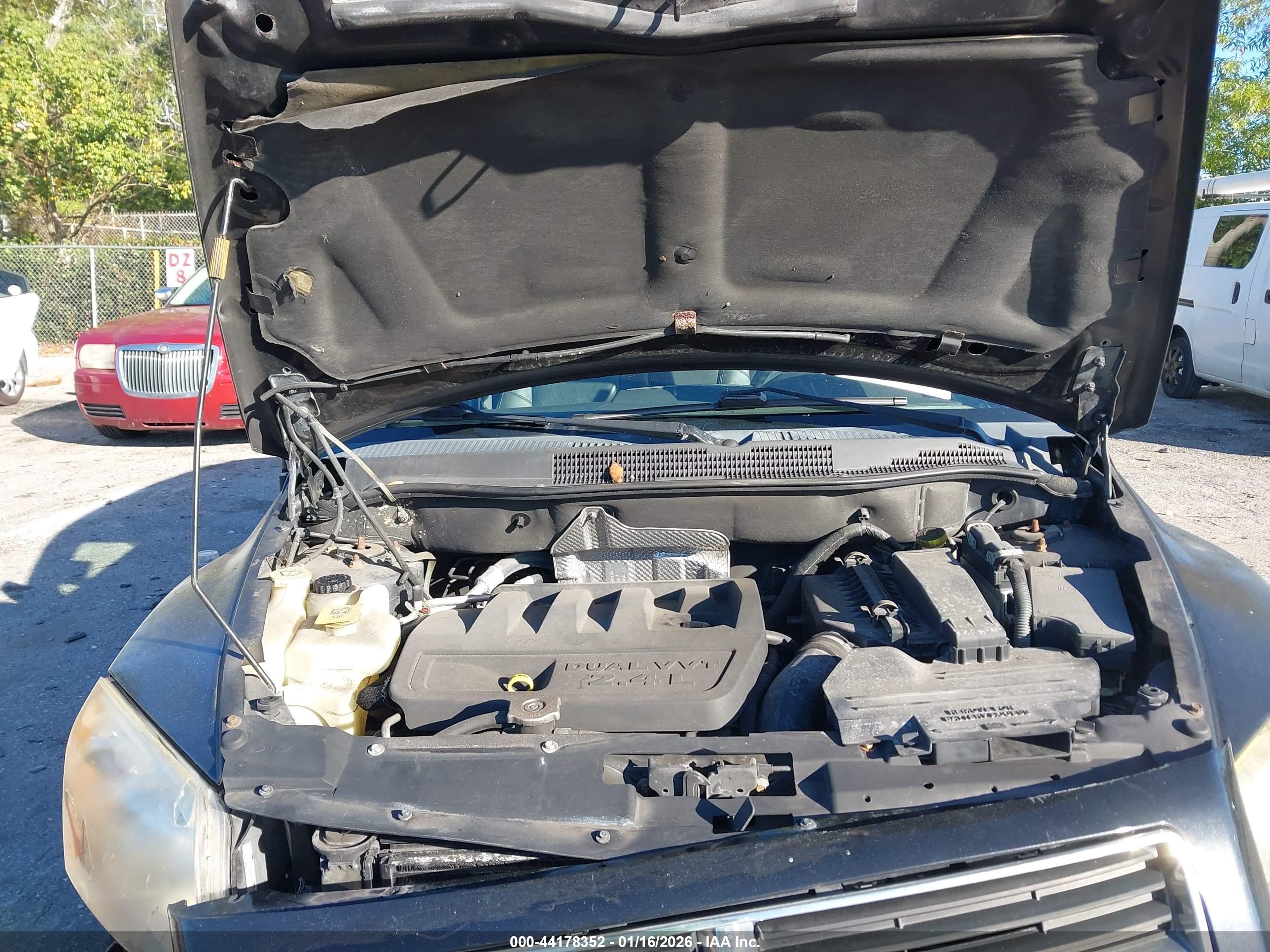 DODGE CALIBER image 10
