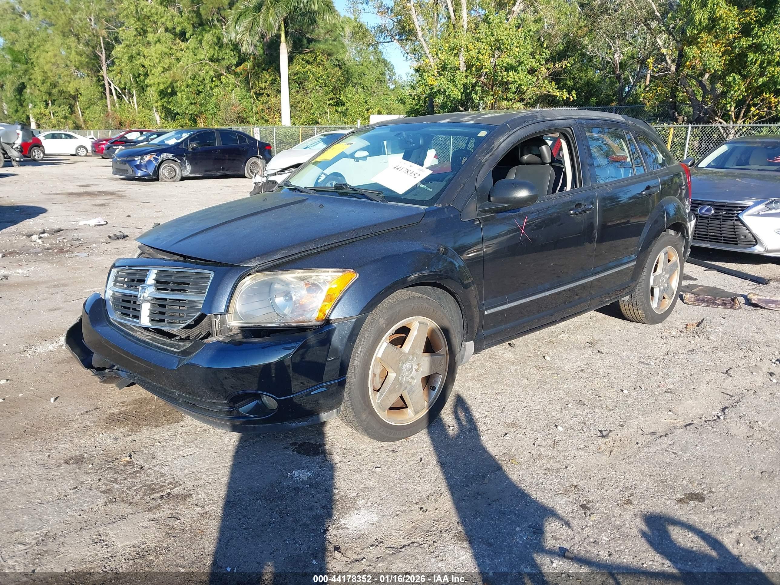 DODGE CALIBER image 2
