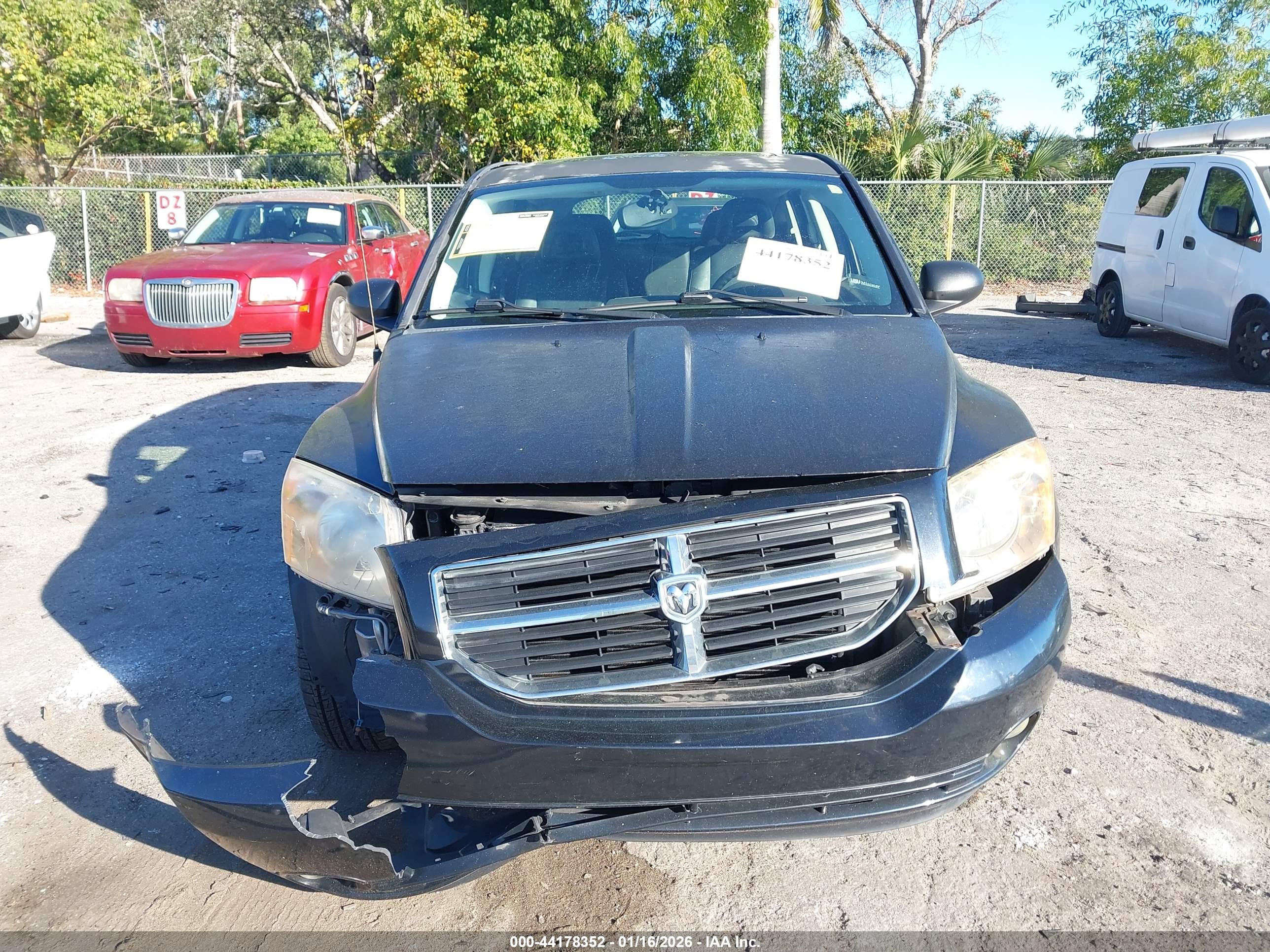 DODGE CALIBER image 6