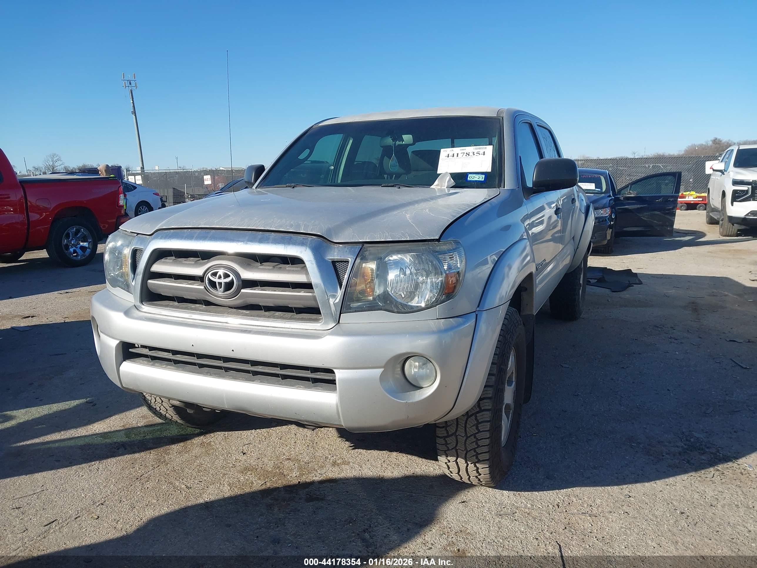 TOYOTA TACOMA image 2