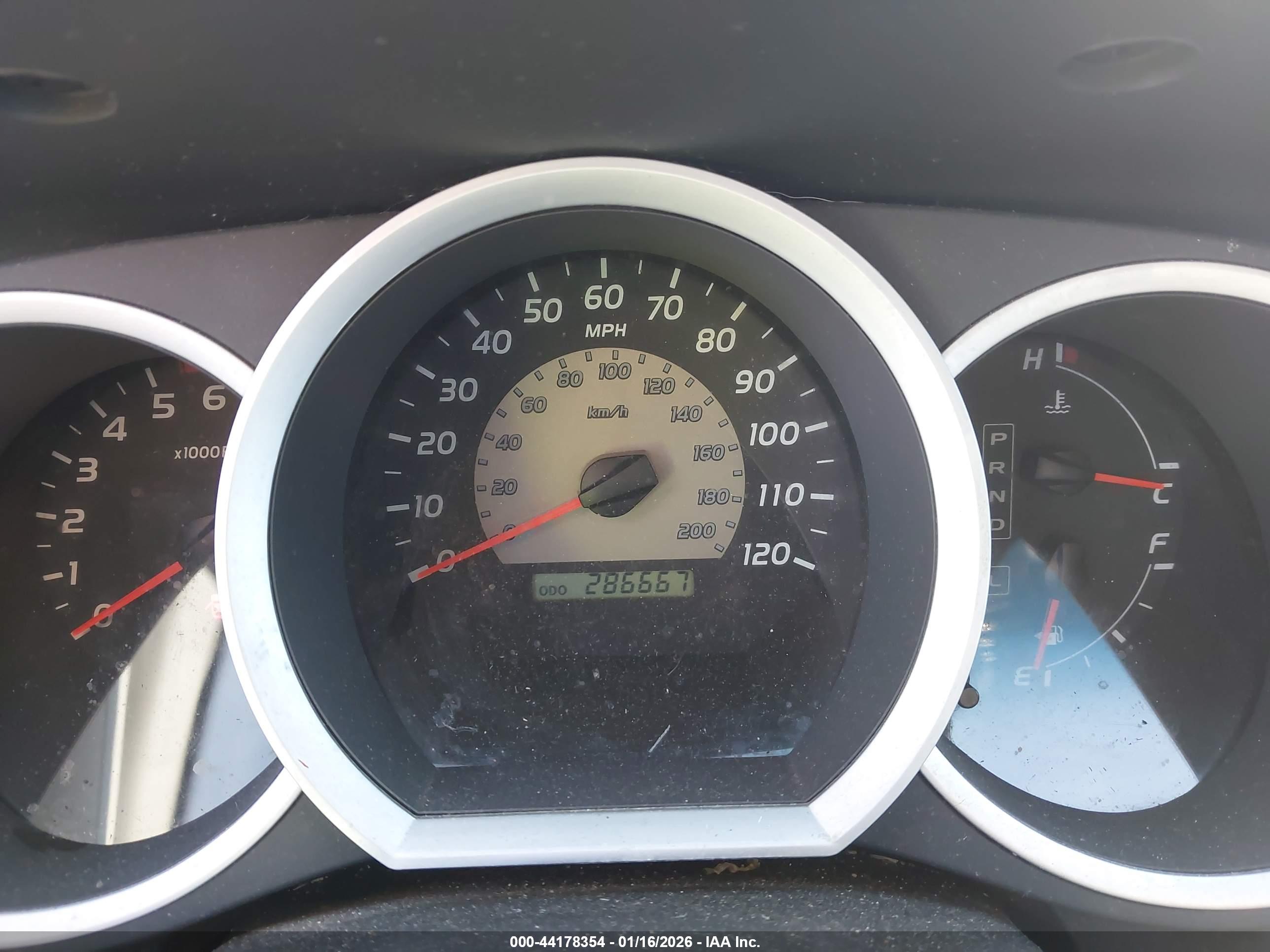 TOYOTA TACOMA image 7