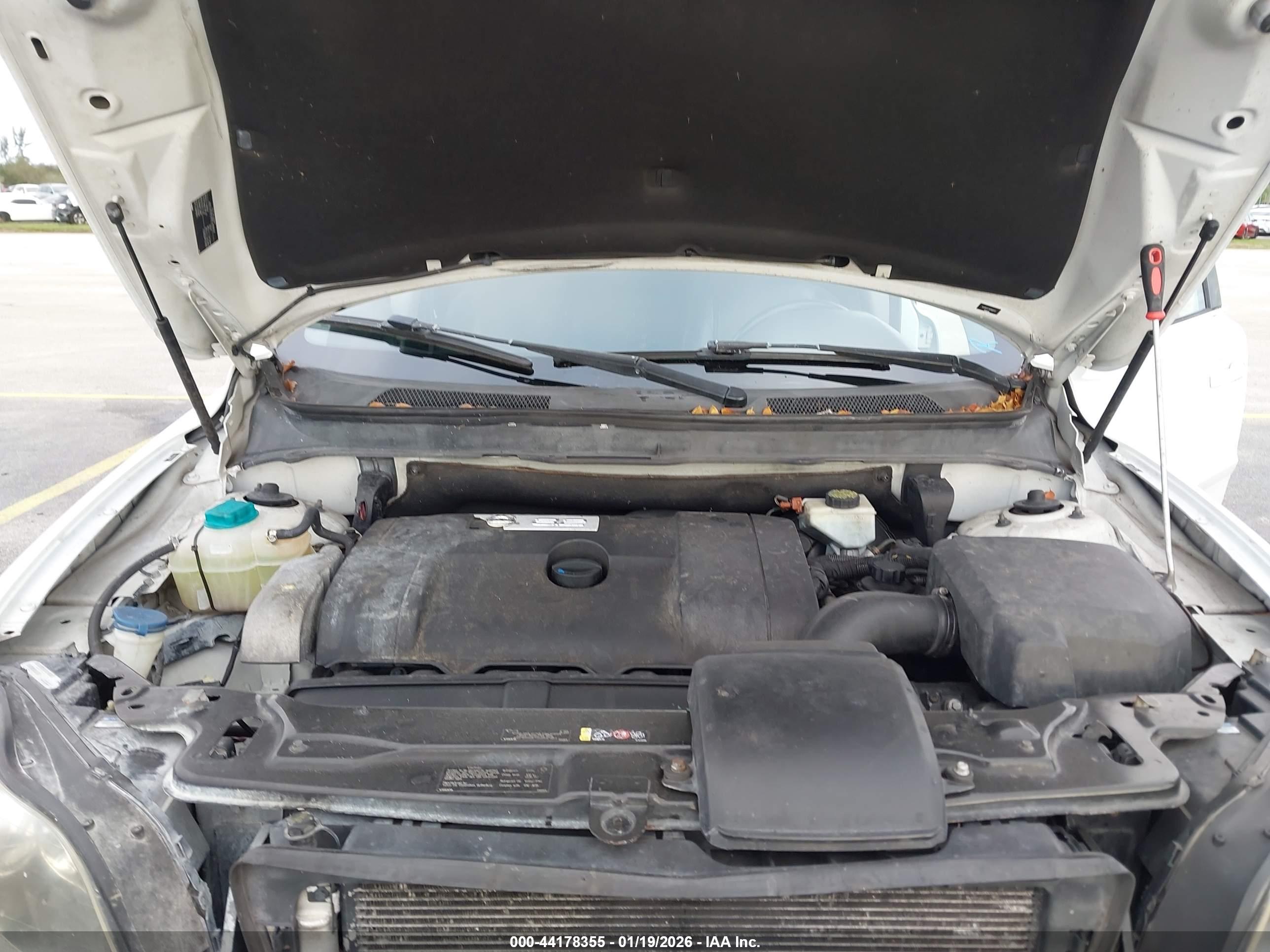 VOLVO XC90 image 10