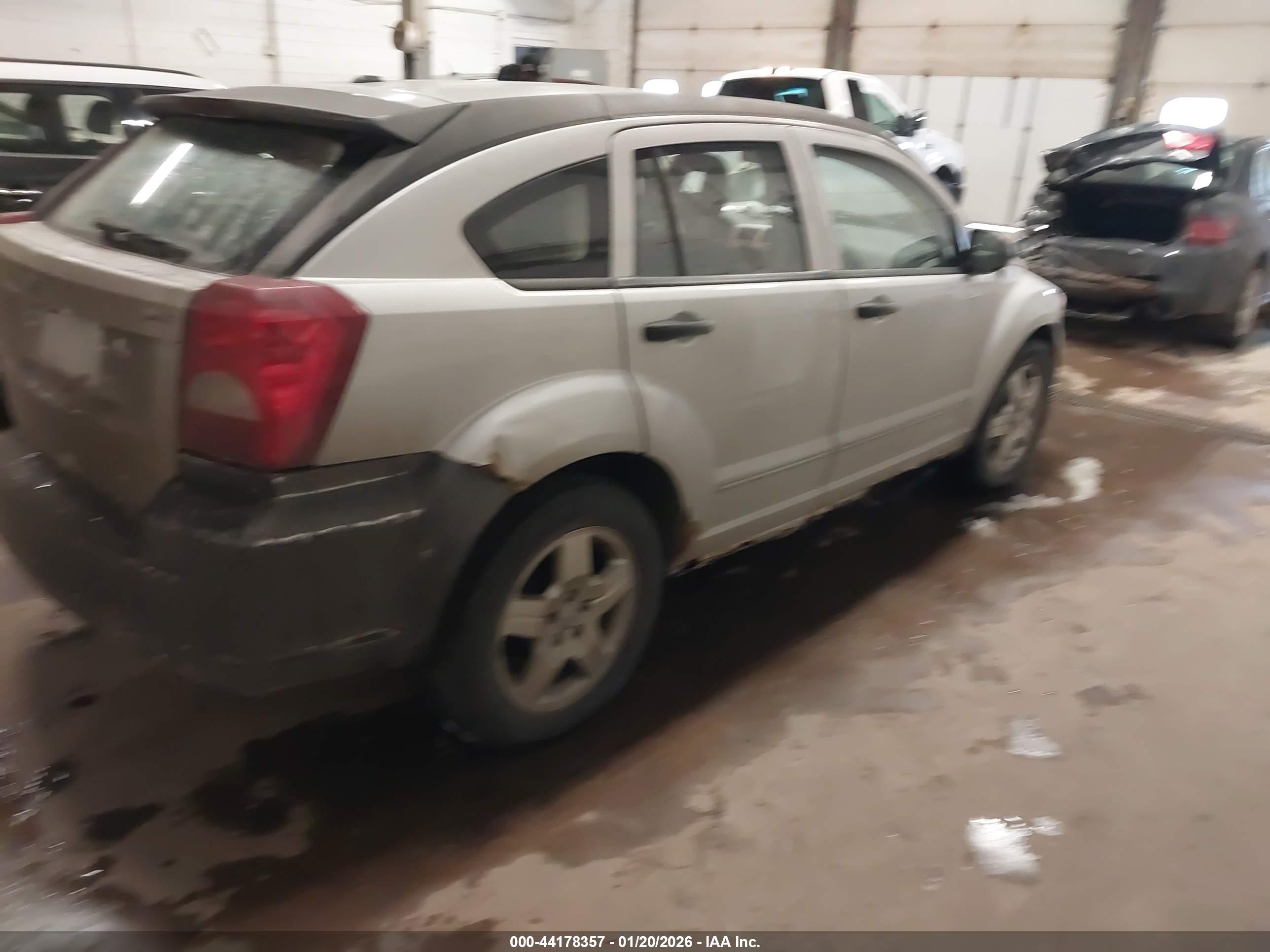 DODGE CALIBER image 4
