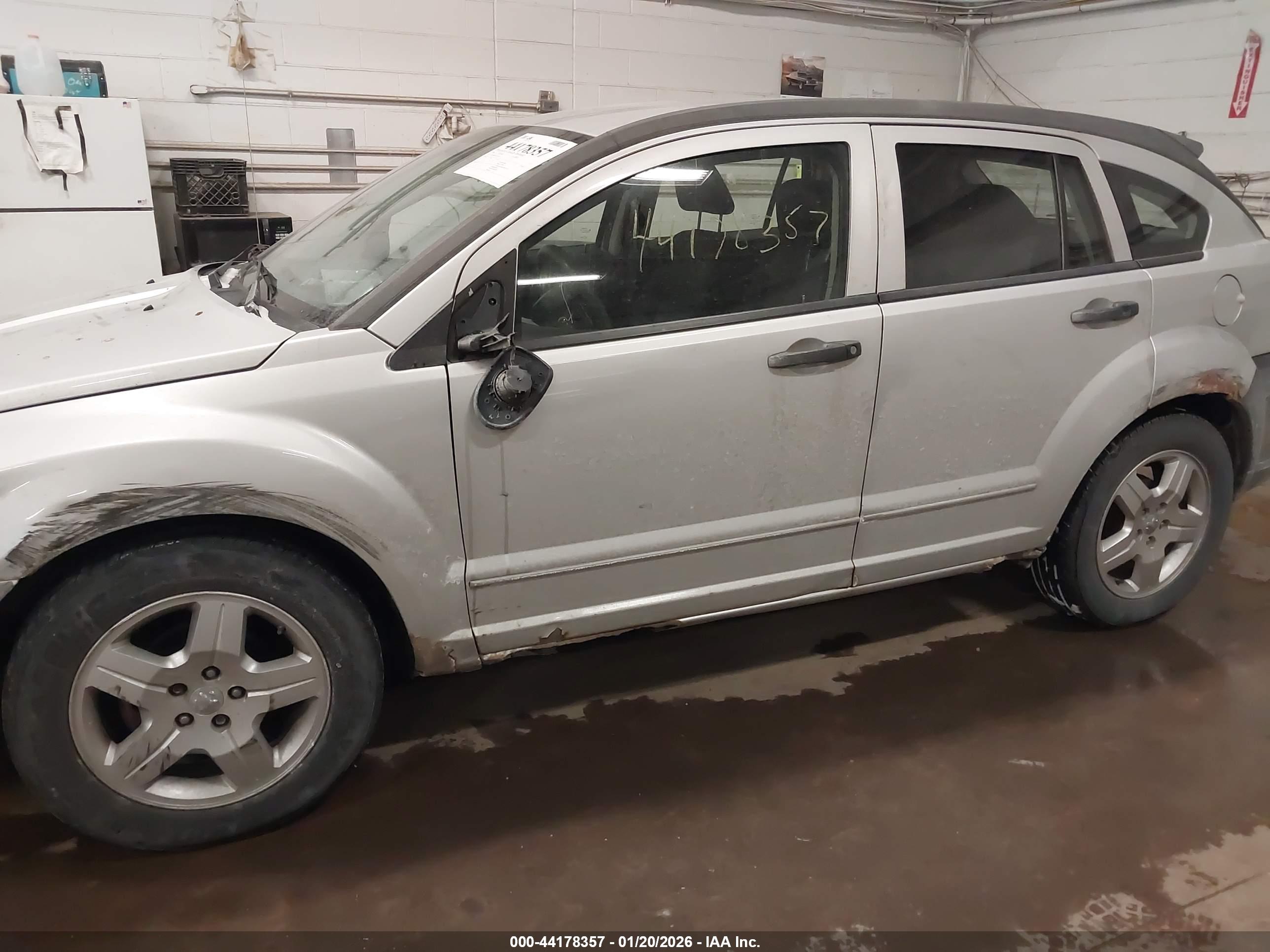DODGE CALIBER image 6