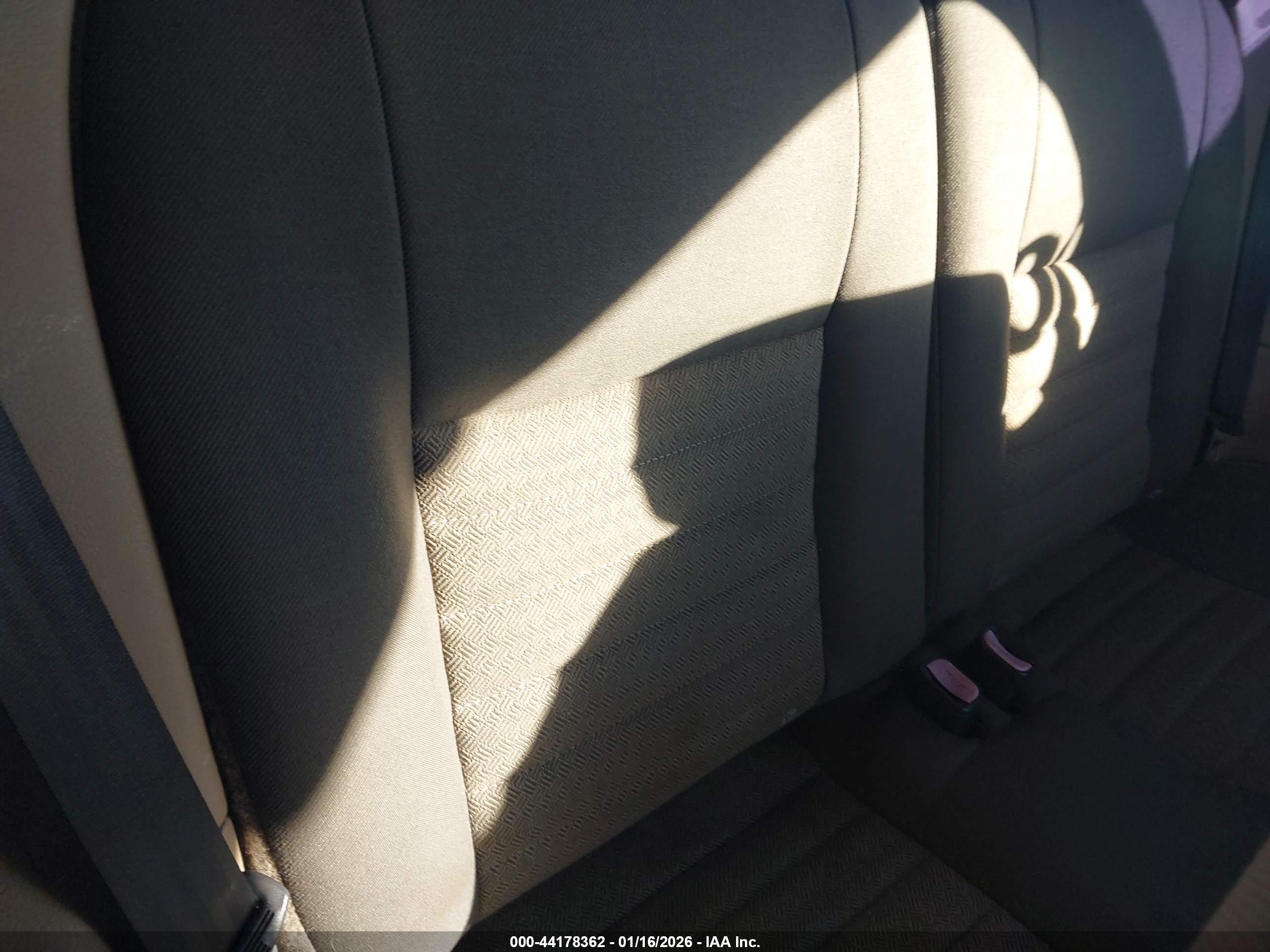 FORD MUSTANG image 8