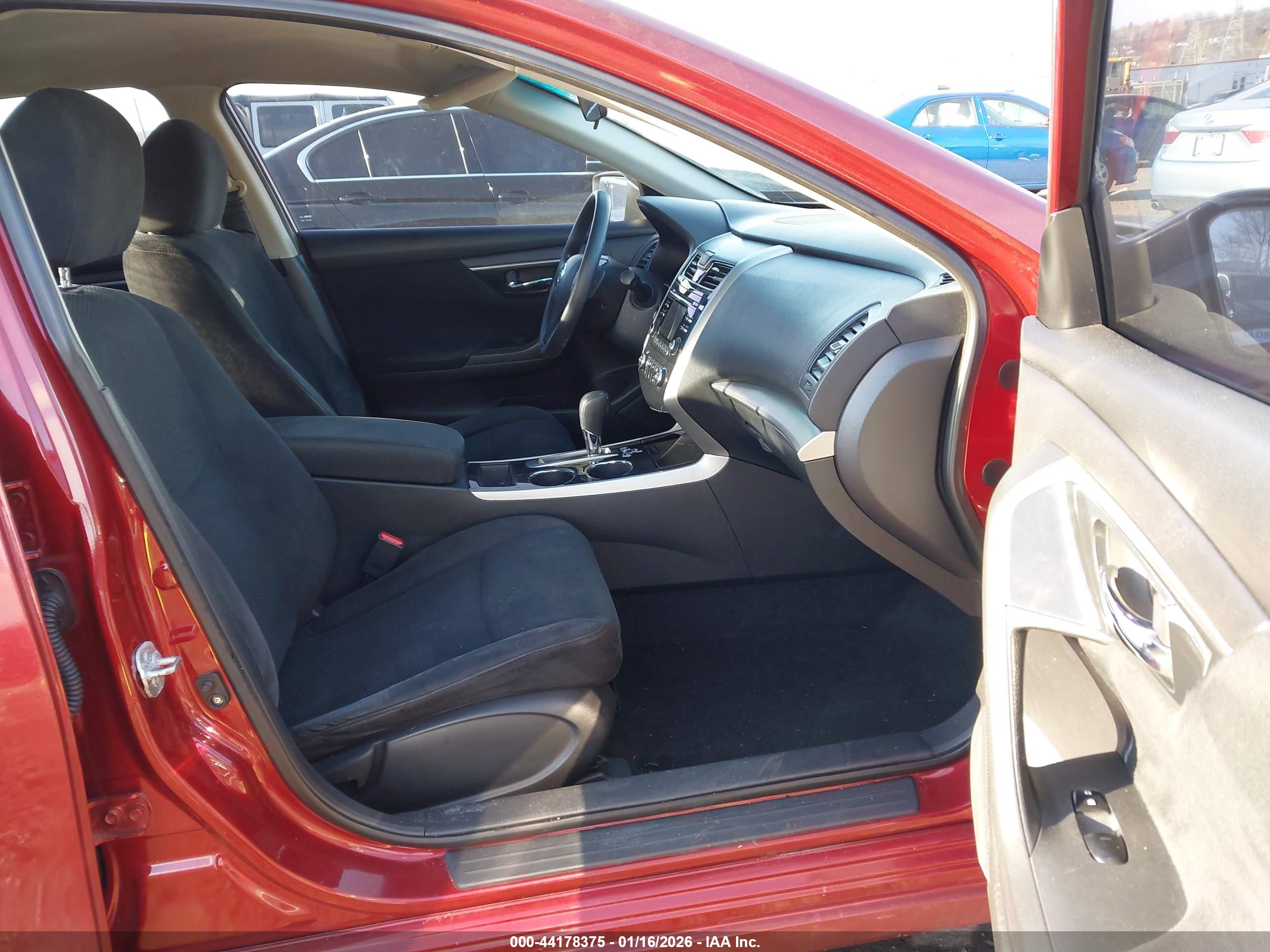 NISSAN ALTIMA image 5