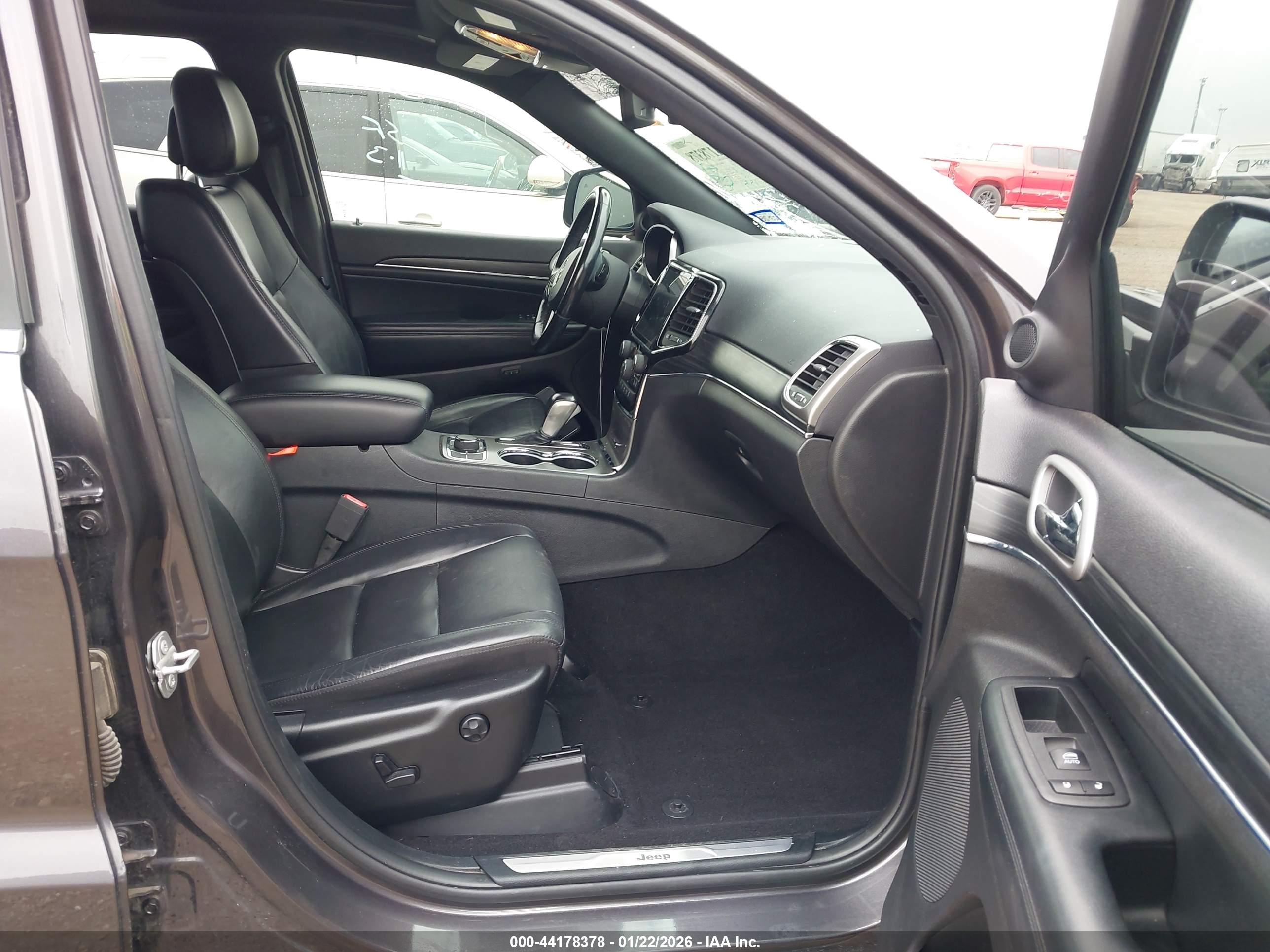 JEEP GRAND image 5