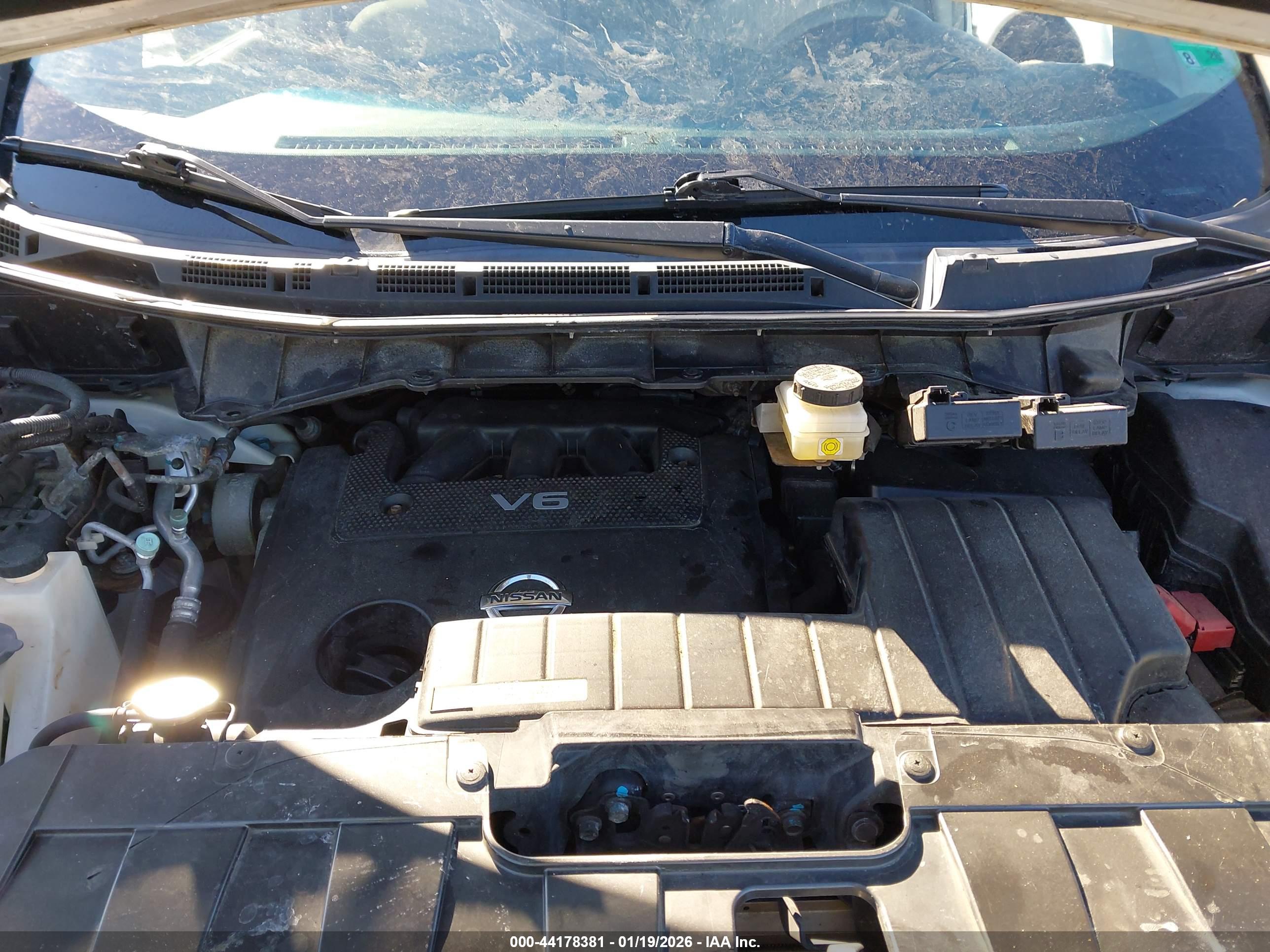 NISSAN QUEST image 10