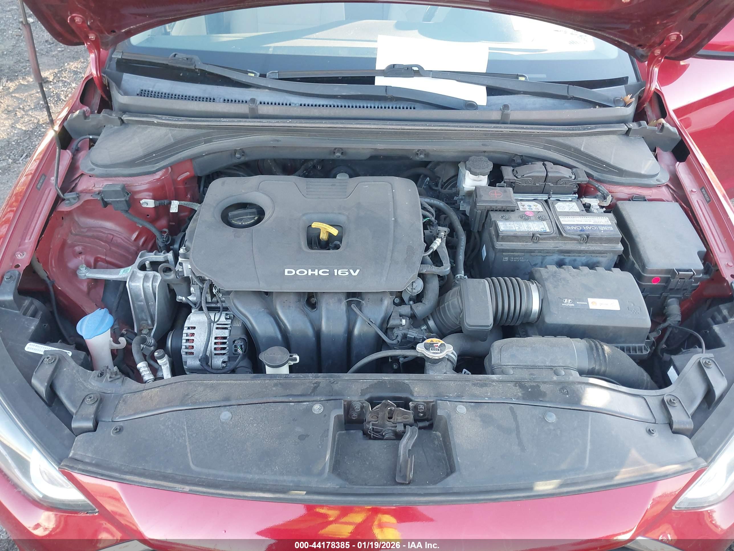 HYUNDAI ELANTRA image 10