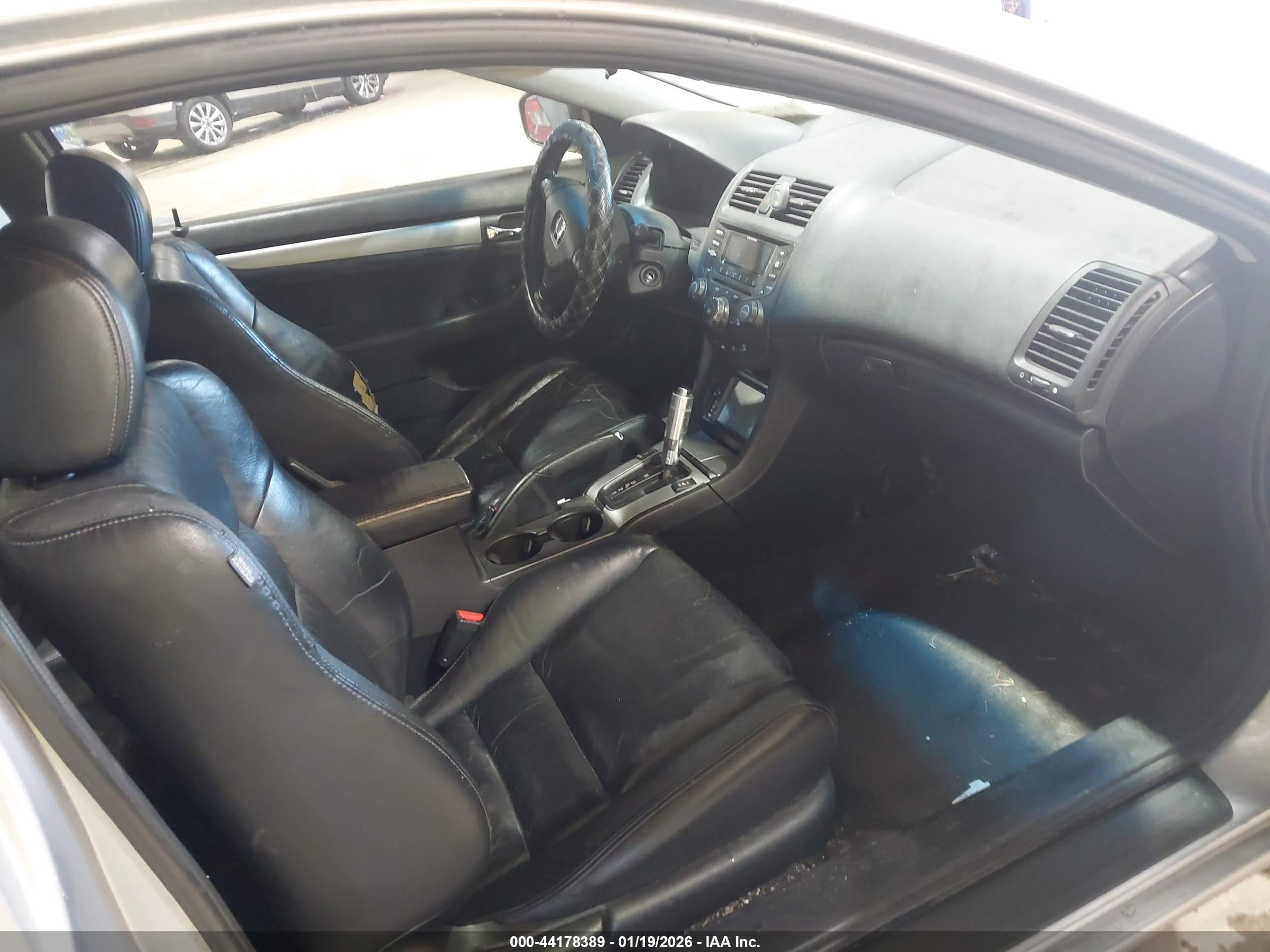 HONDA ACCORD image 5