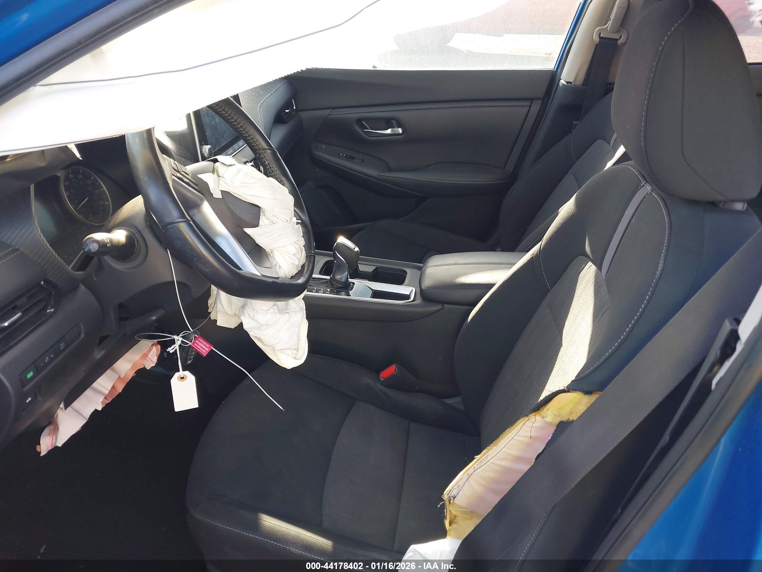 NISSAN SENTRA image 5