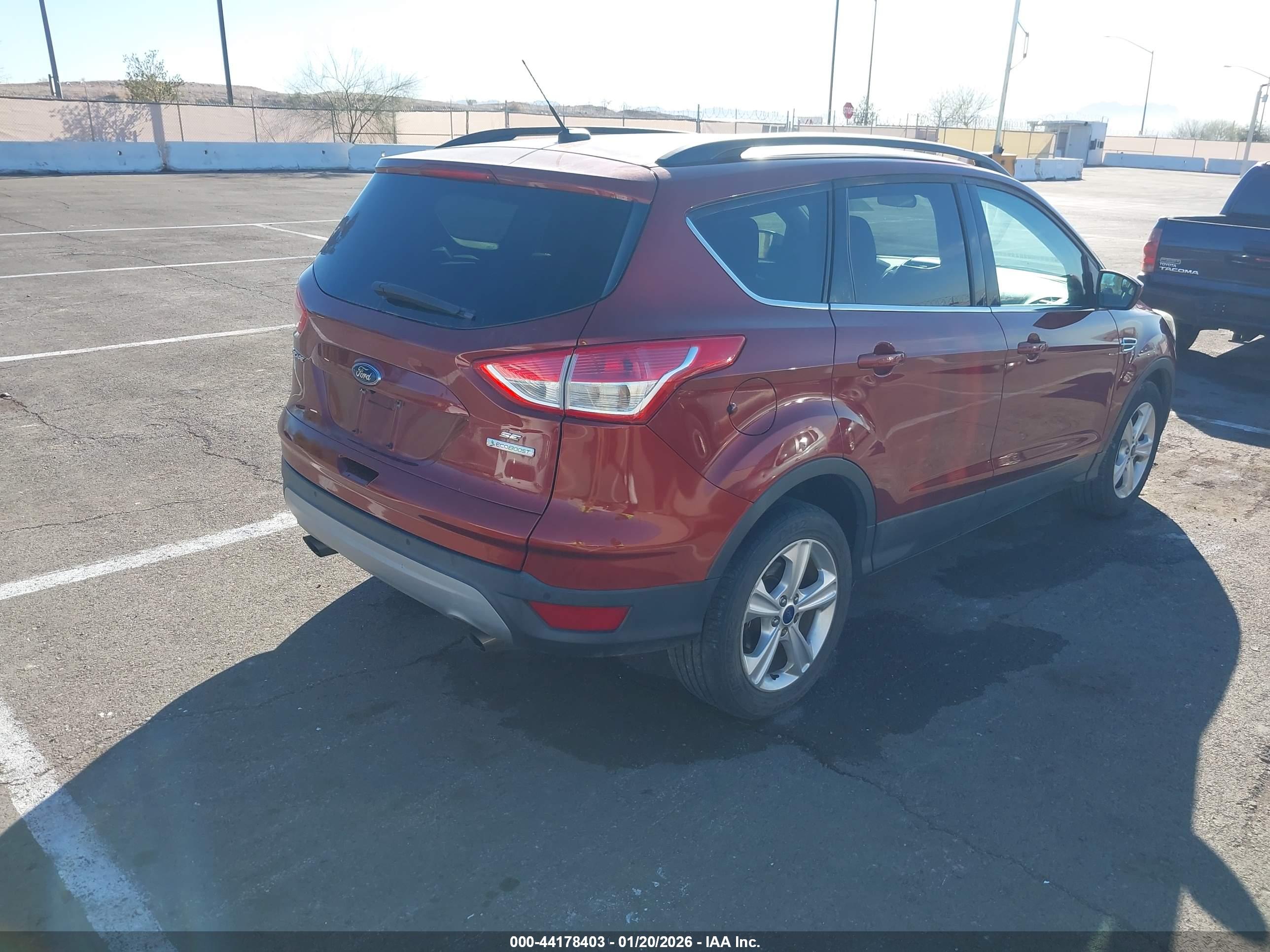 FORD ESCAPE image 4