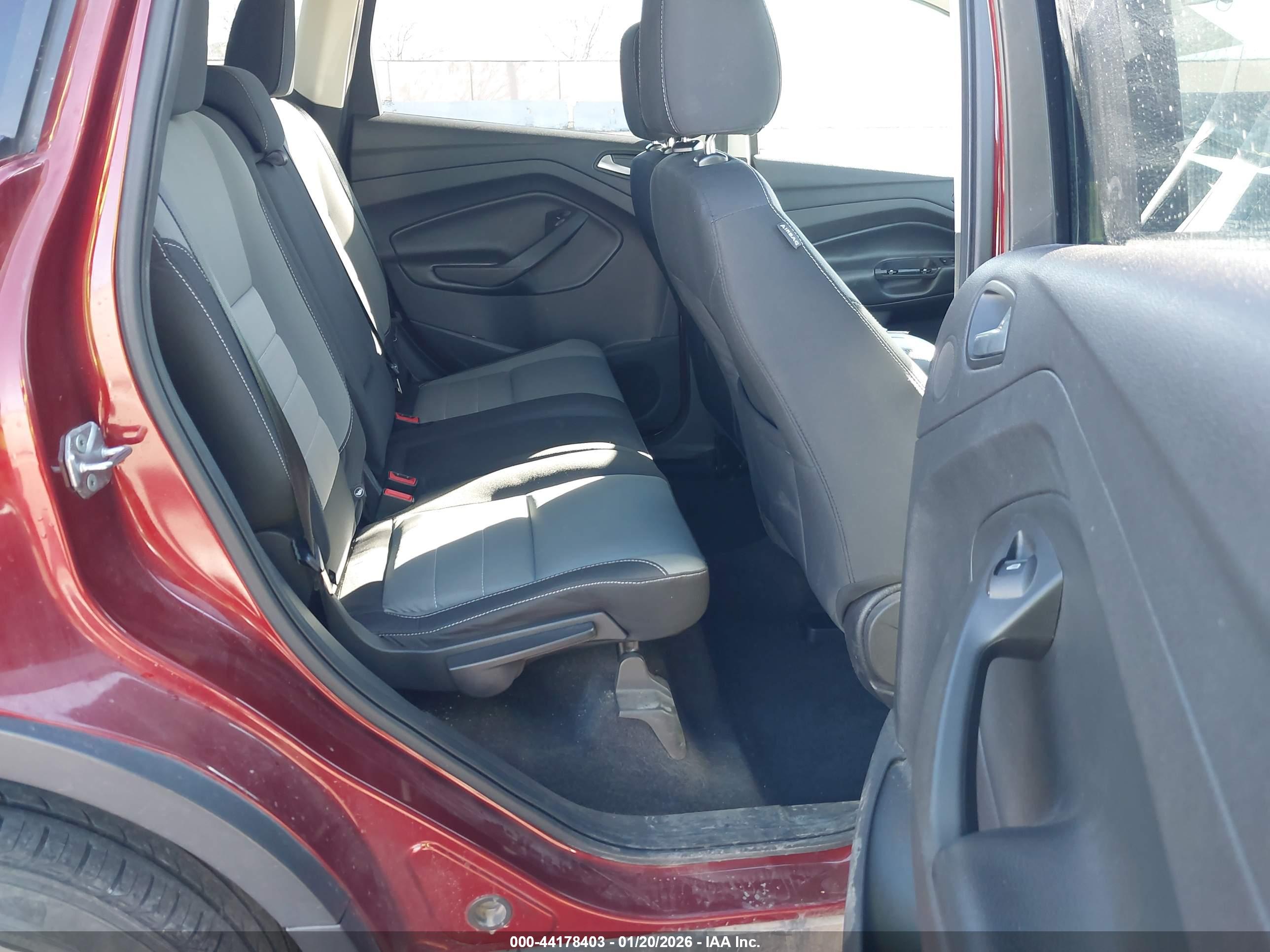 FORD ESCAPE image 8