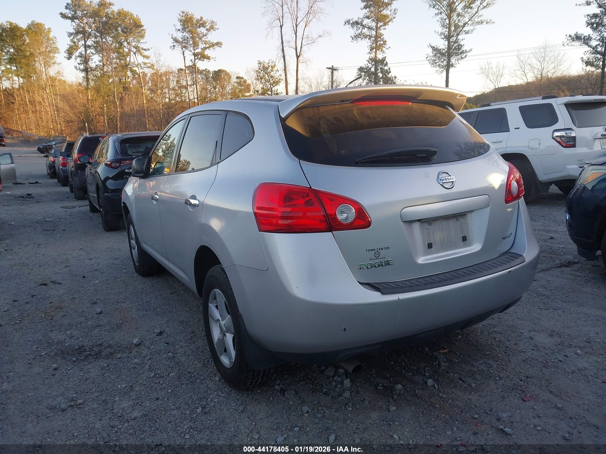 NISSAN ROGUE image 3