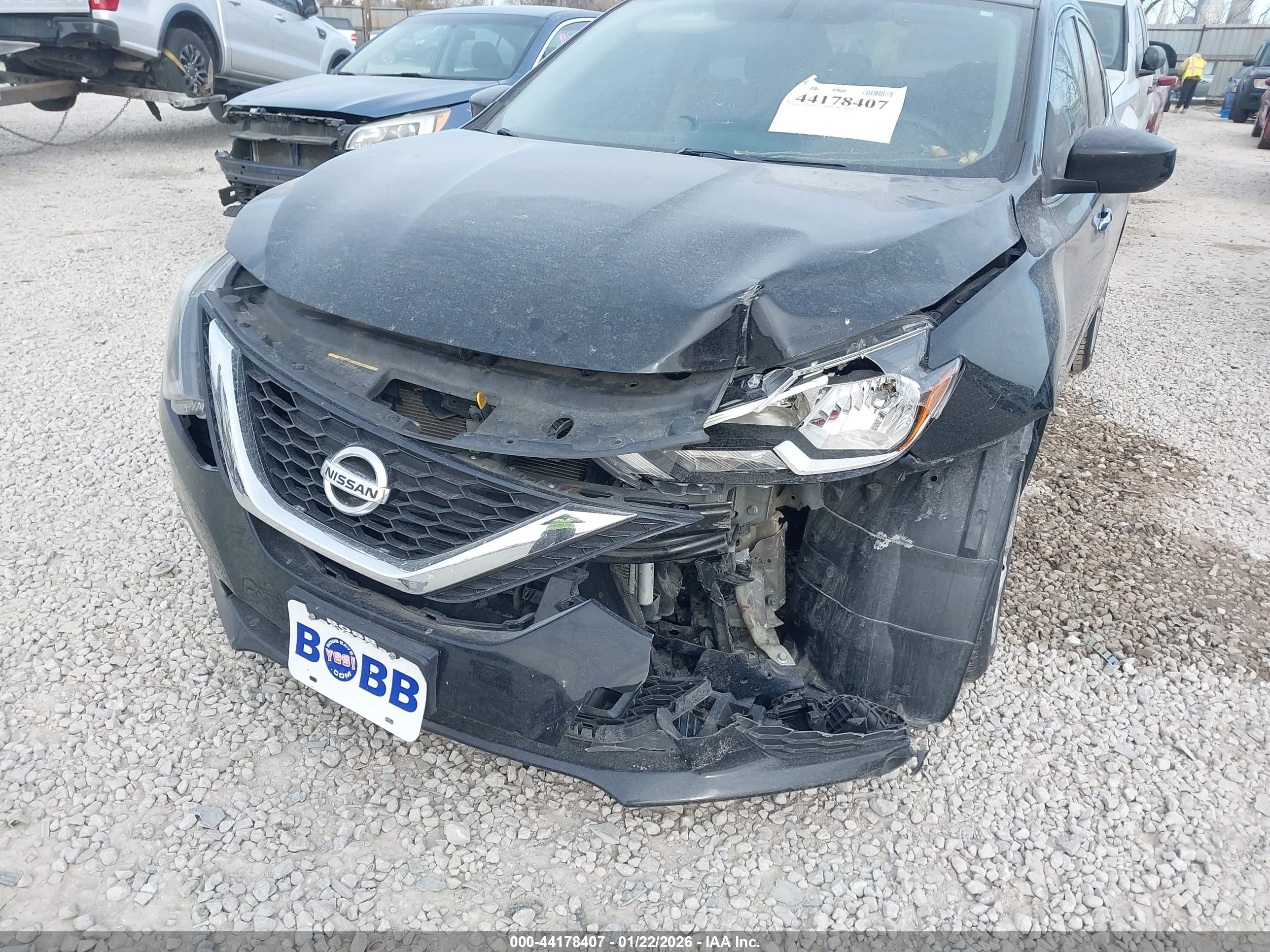 NISSAN SENTRA image 6