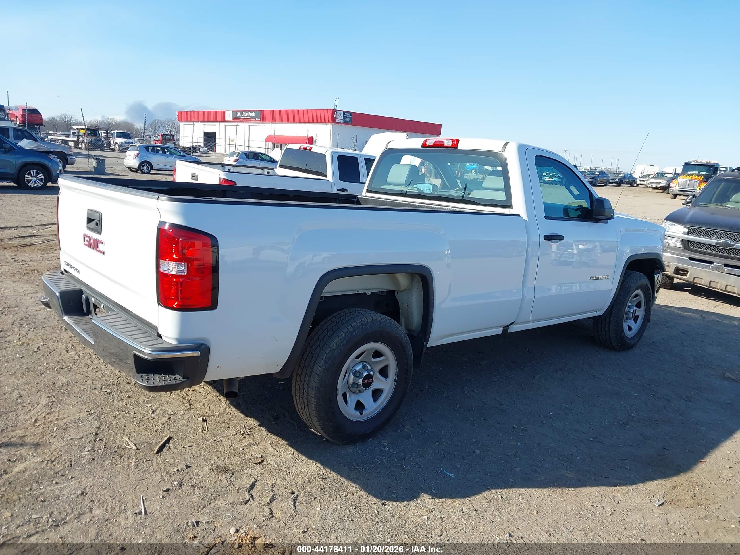 GMC SIERRA image 4
