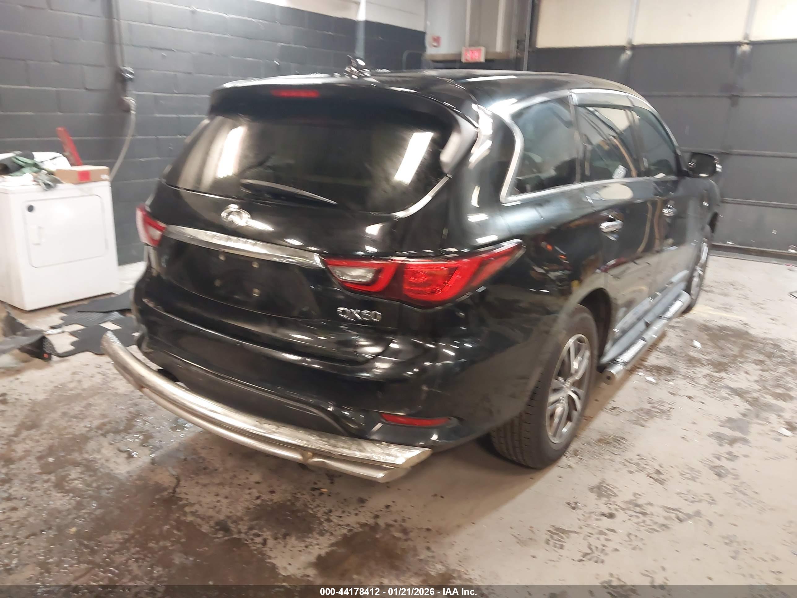 INFINITI QX60 image 4