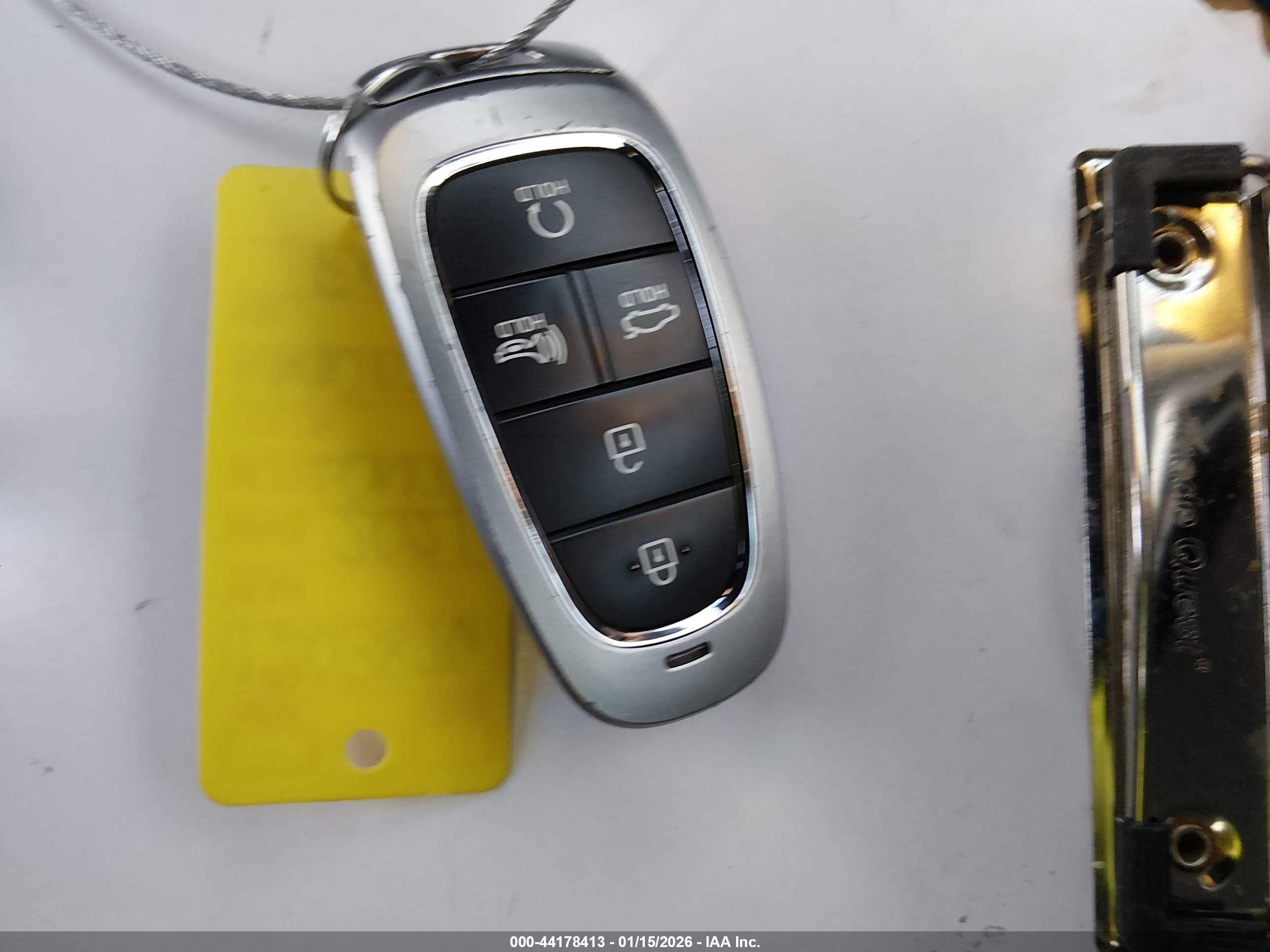 HYUNDAI SONATA image 11