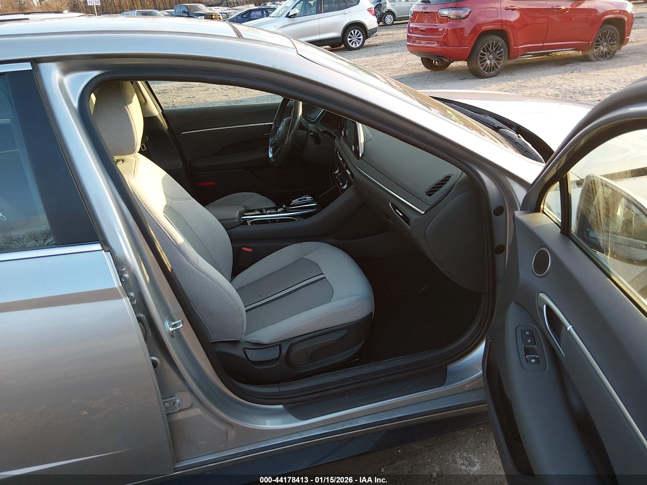 HYUNDAI SONATA image 5