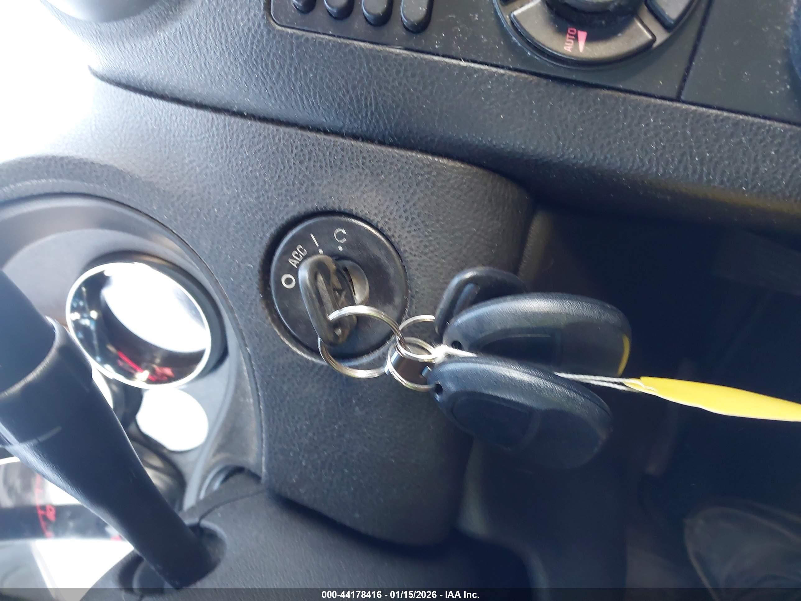 PONTIAC G6 image 11