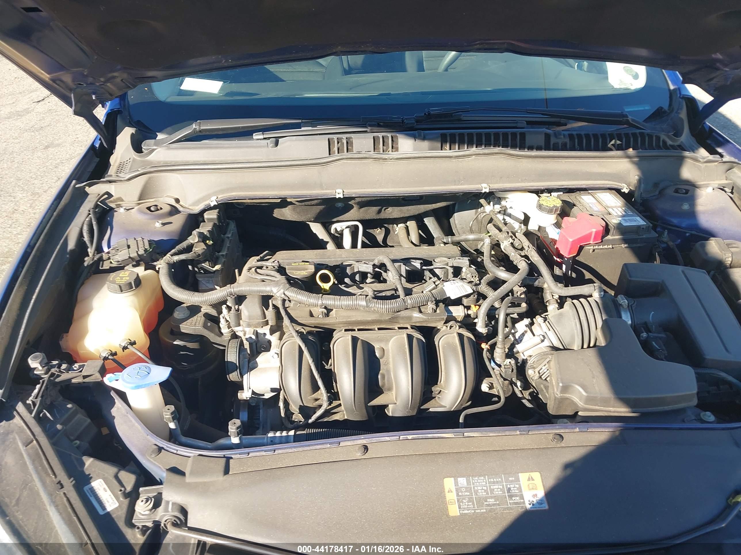 FORD FUSION image 10