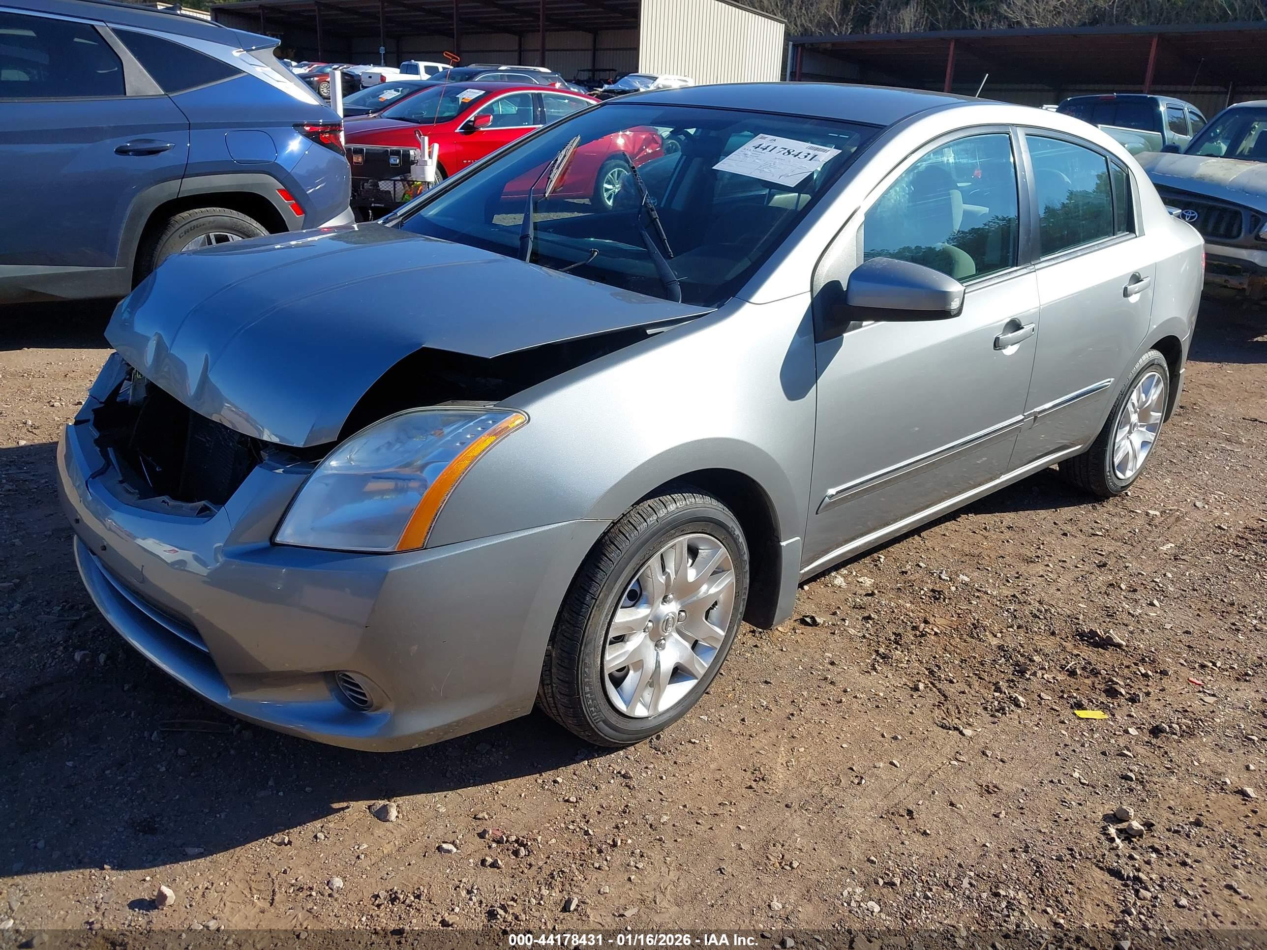 NISSAN SENTRA image 2