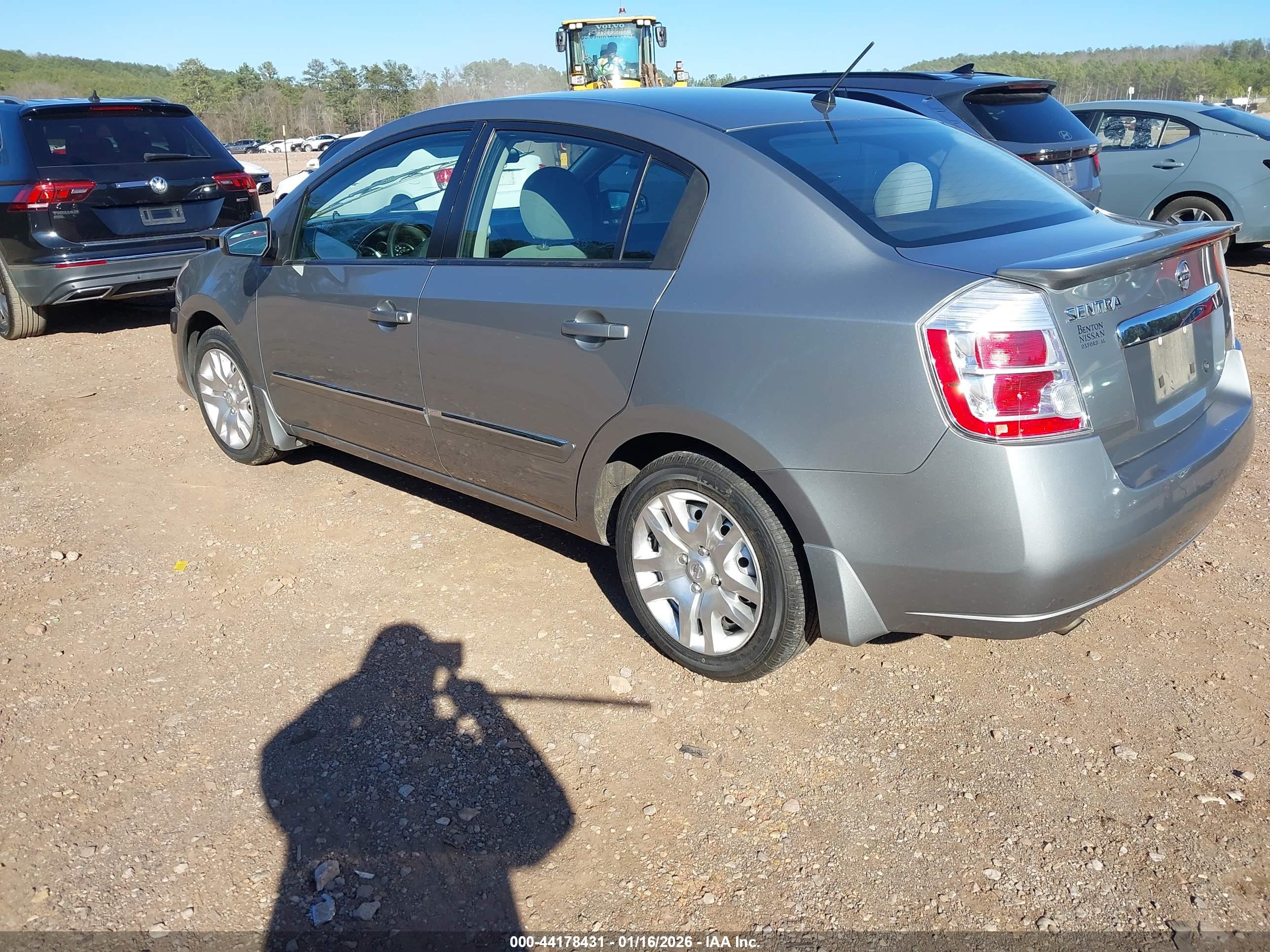 NISSAN SENTRA image 3