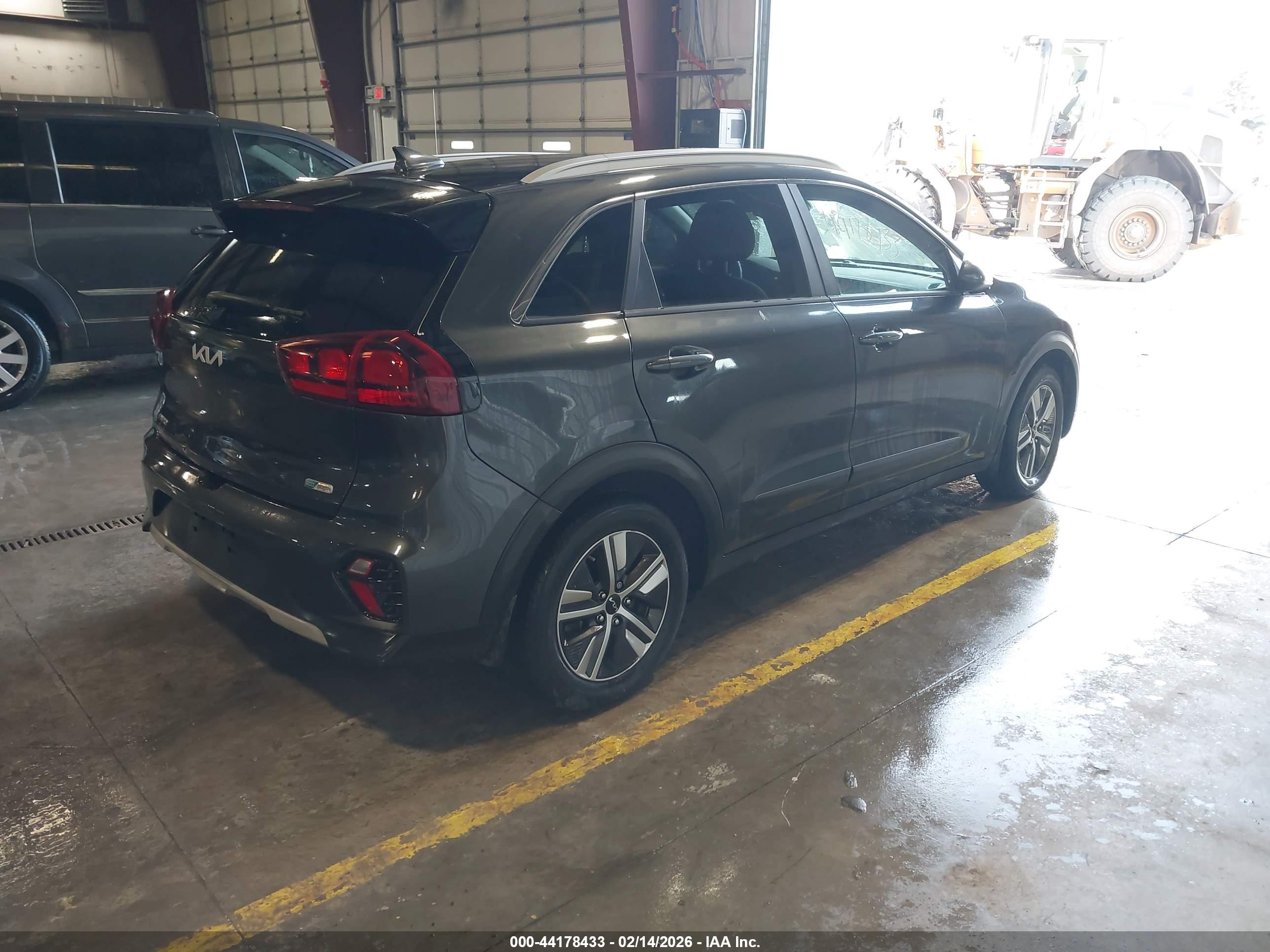 KIA NIRO image 4