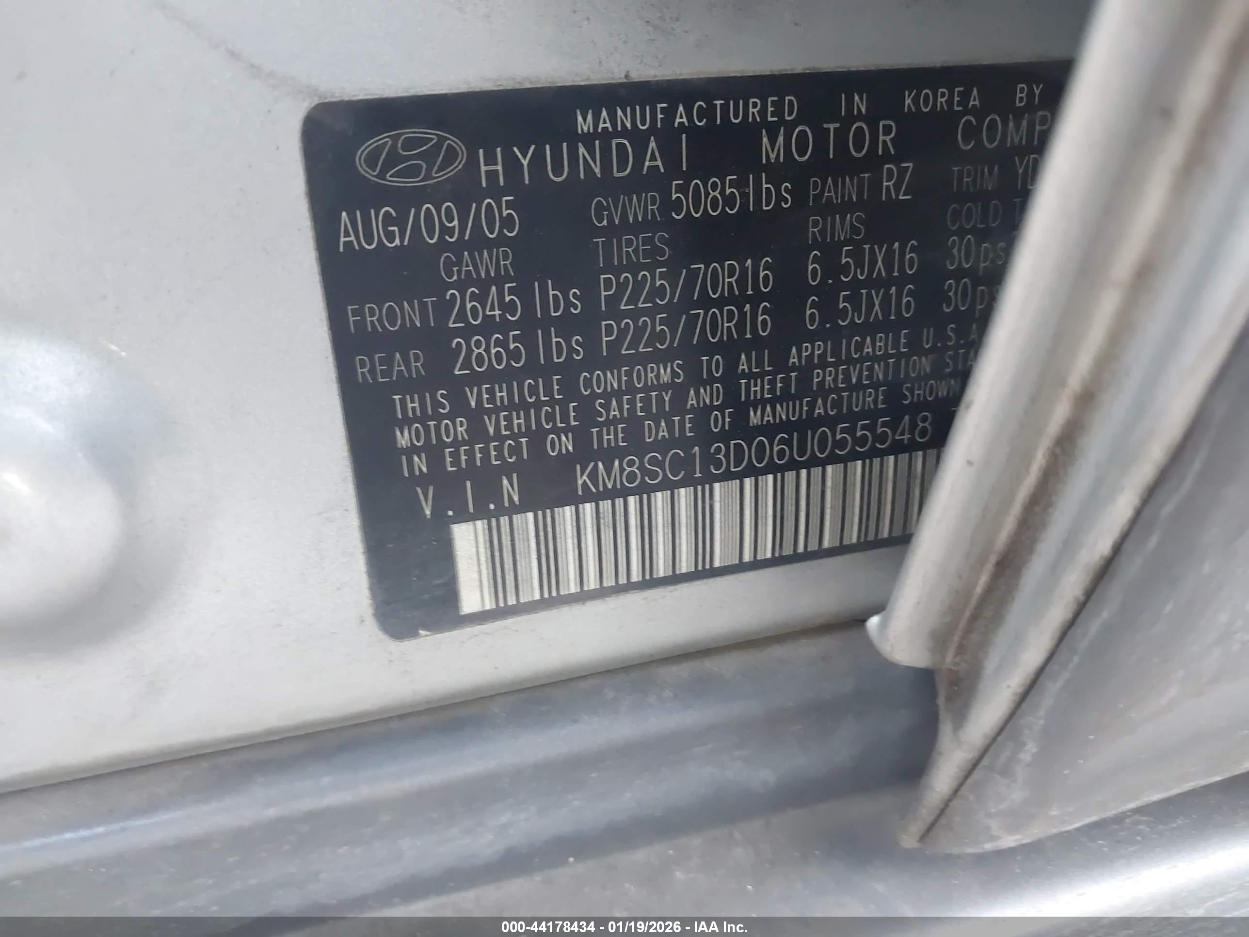 HYUNDAI SANTA image 9