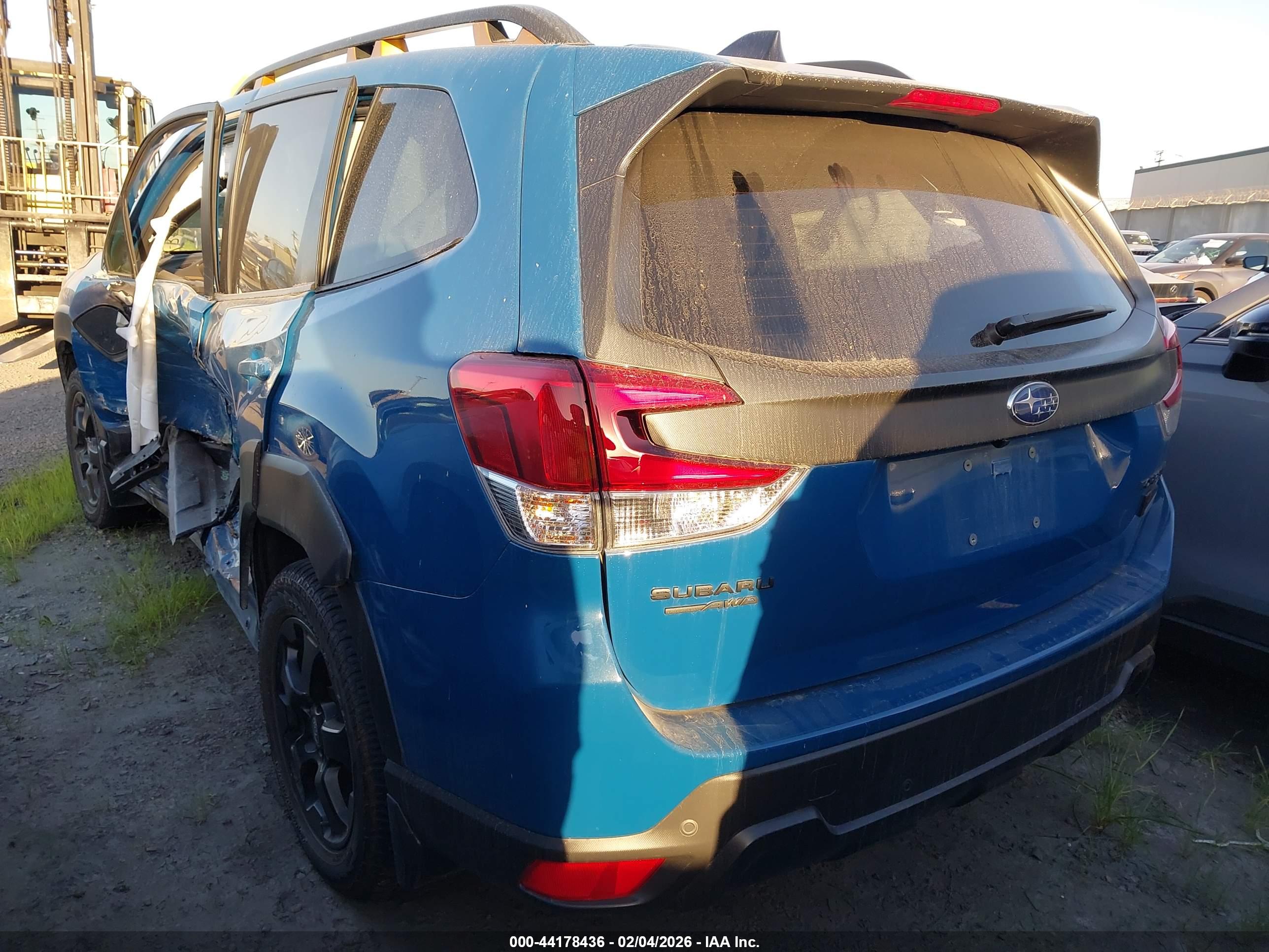 SUBARU FORESTER image 3