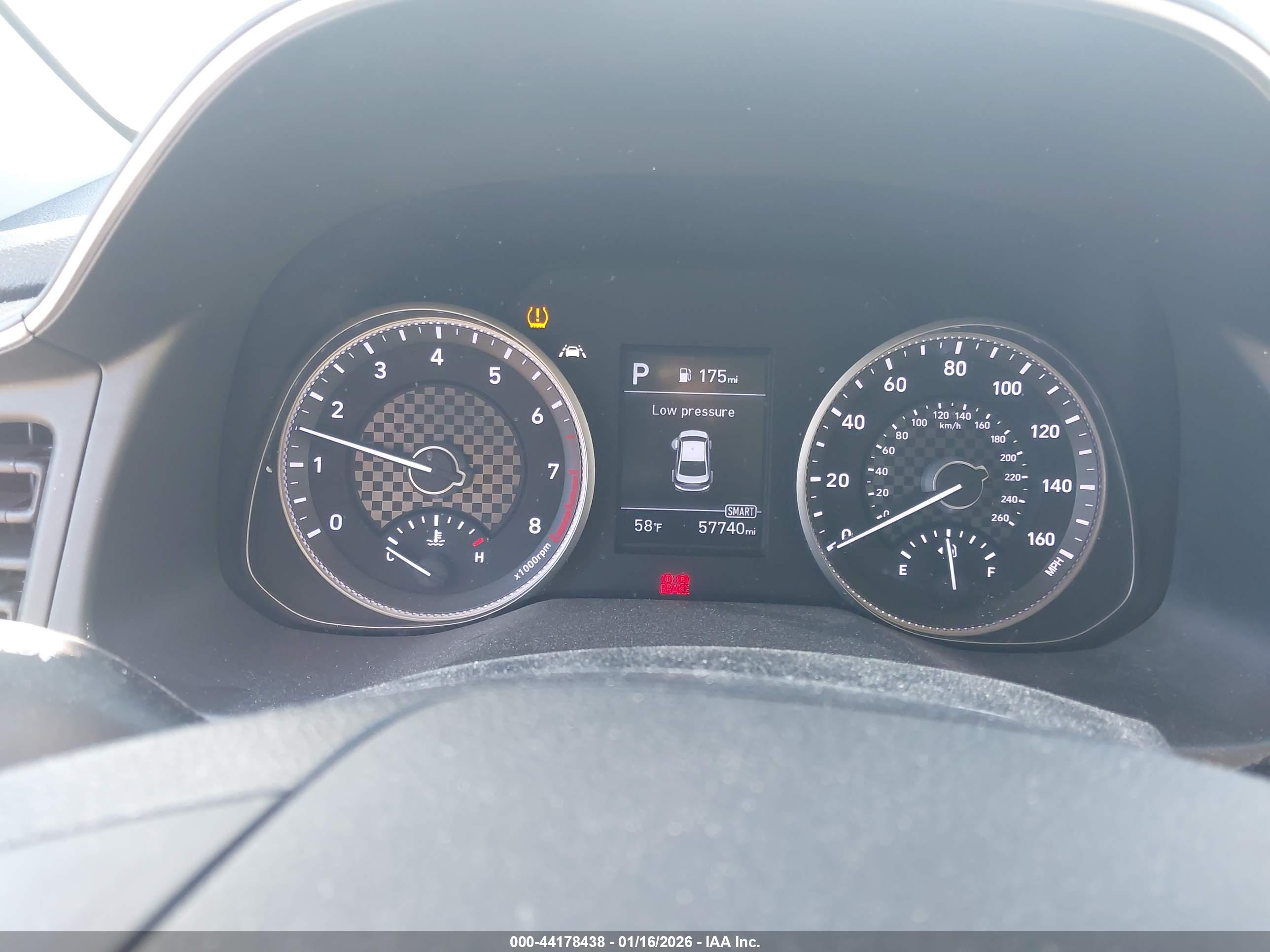 HYUNDAI ELANTRA image 7