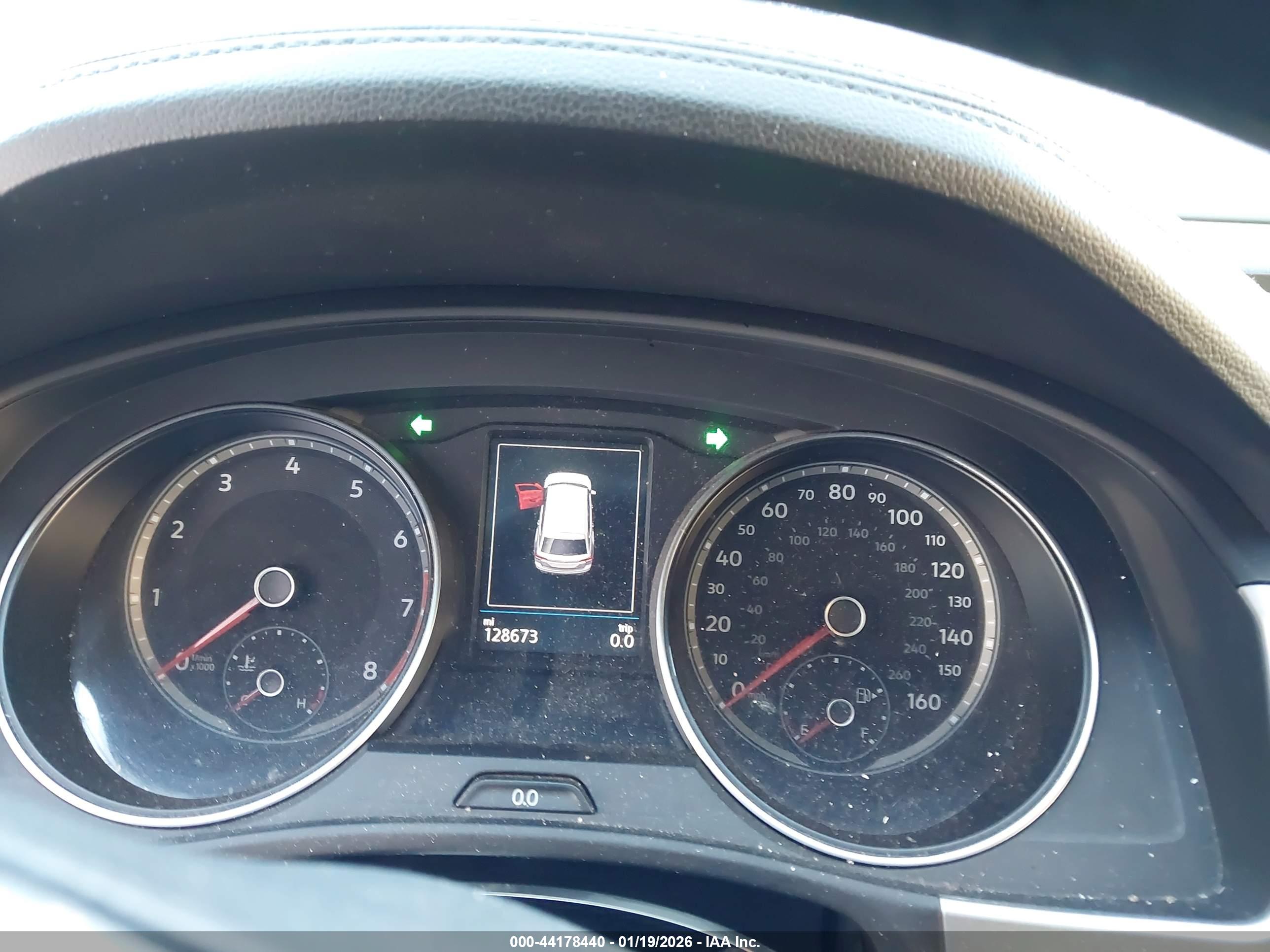 VOLKSWAGEN ATLAS image 7