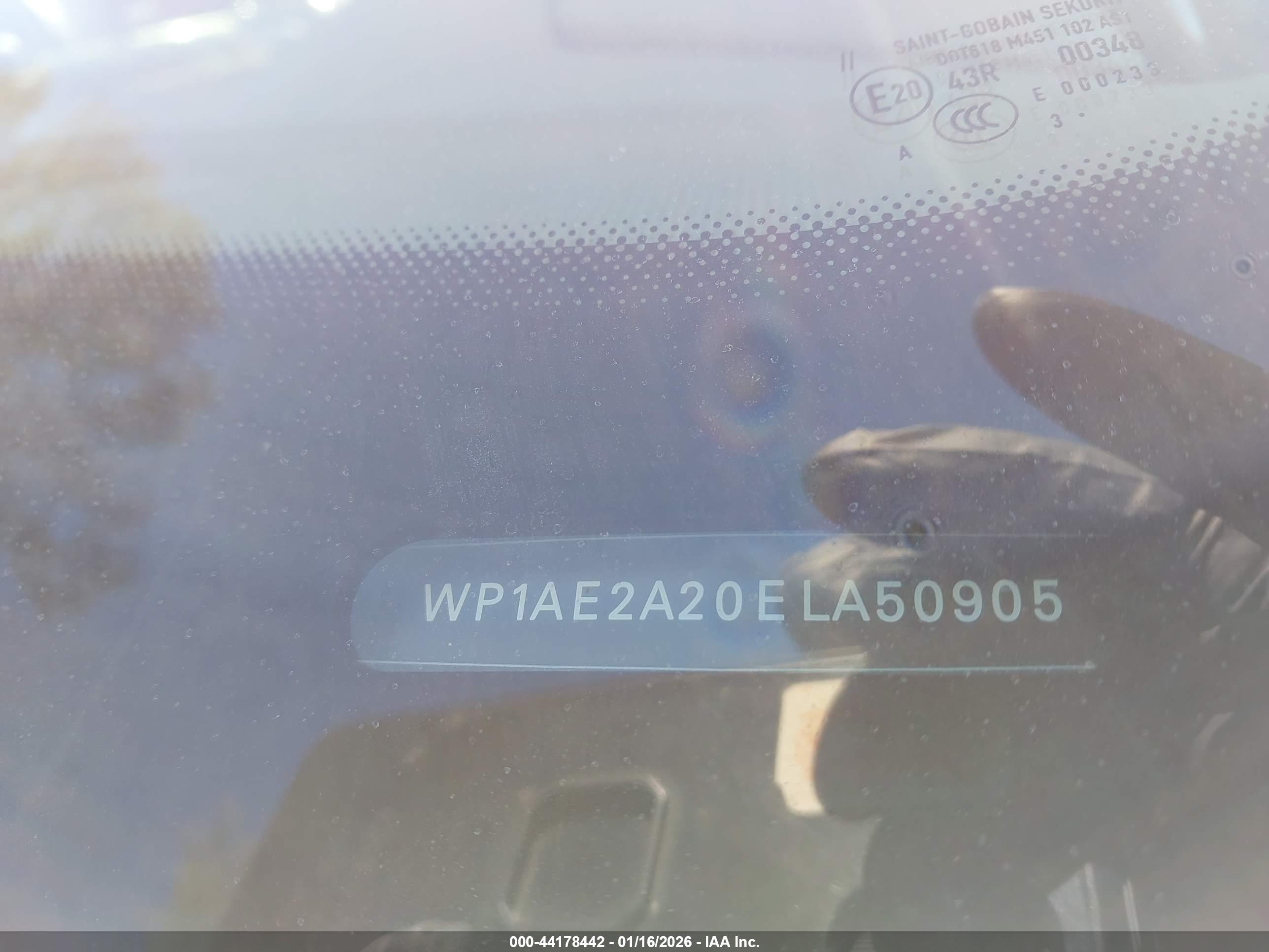 PORSCHE CAYENNE image 9