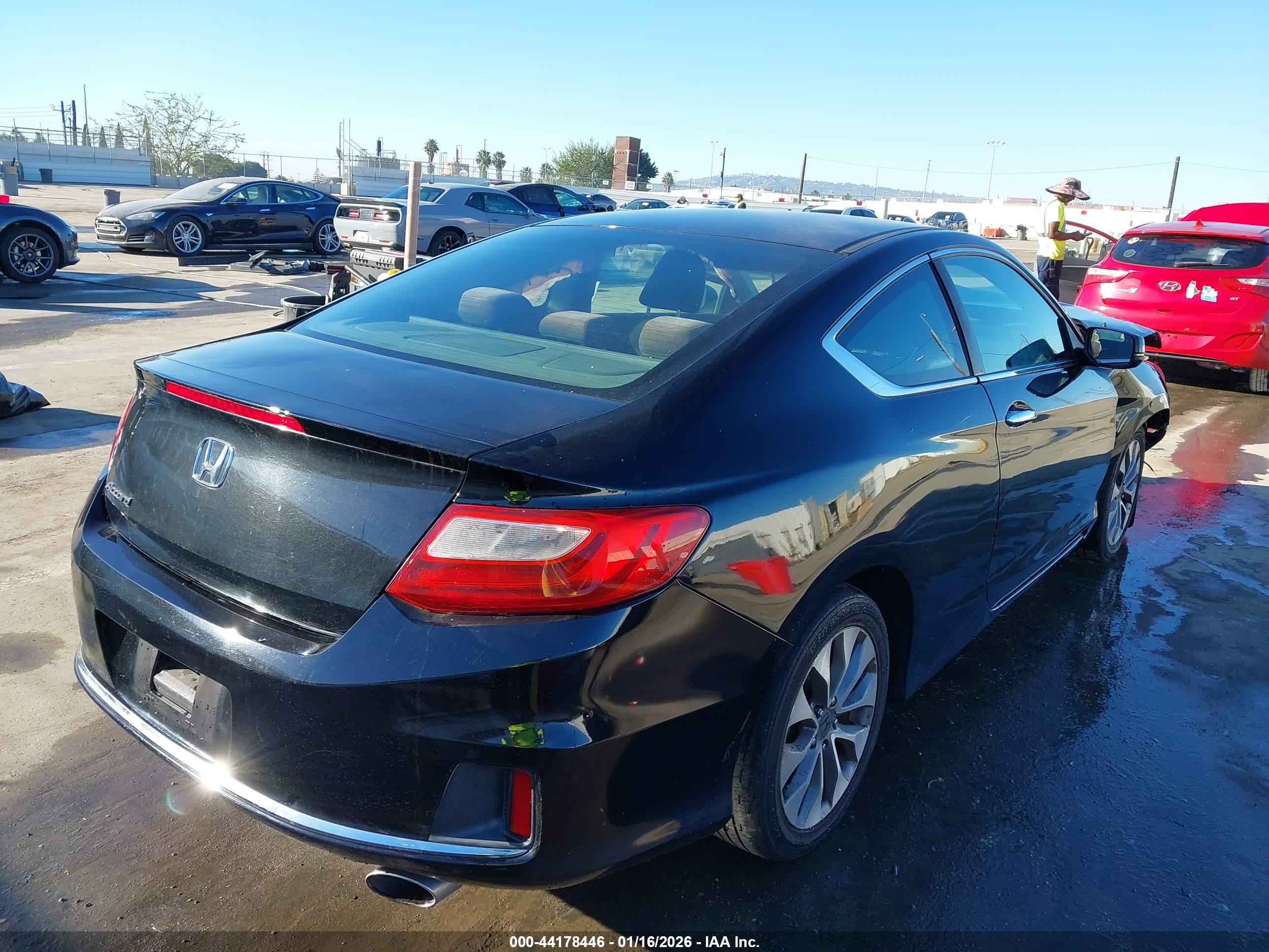 HONDA ACCORD image 4
