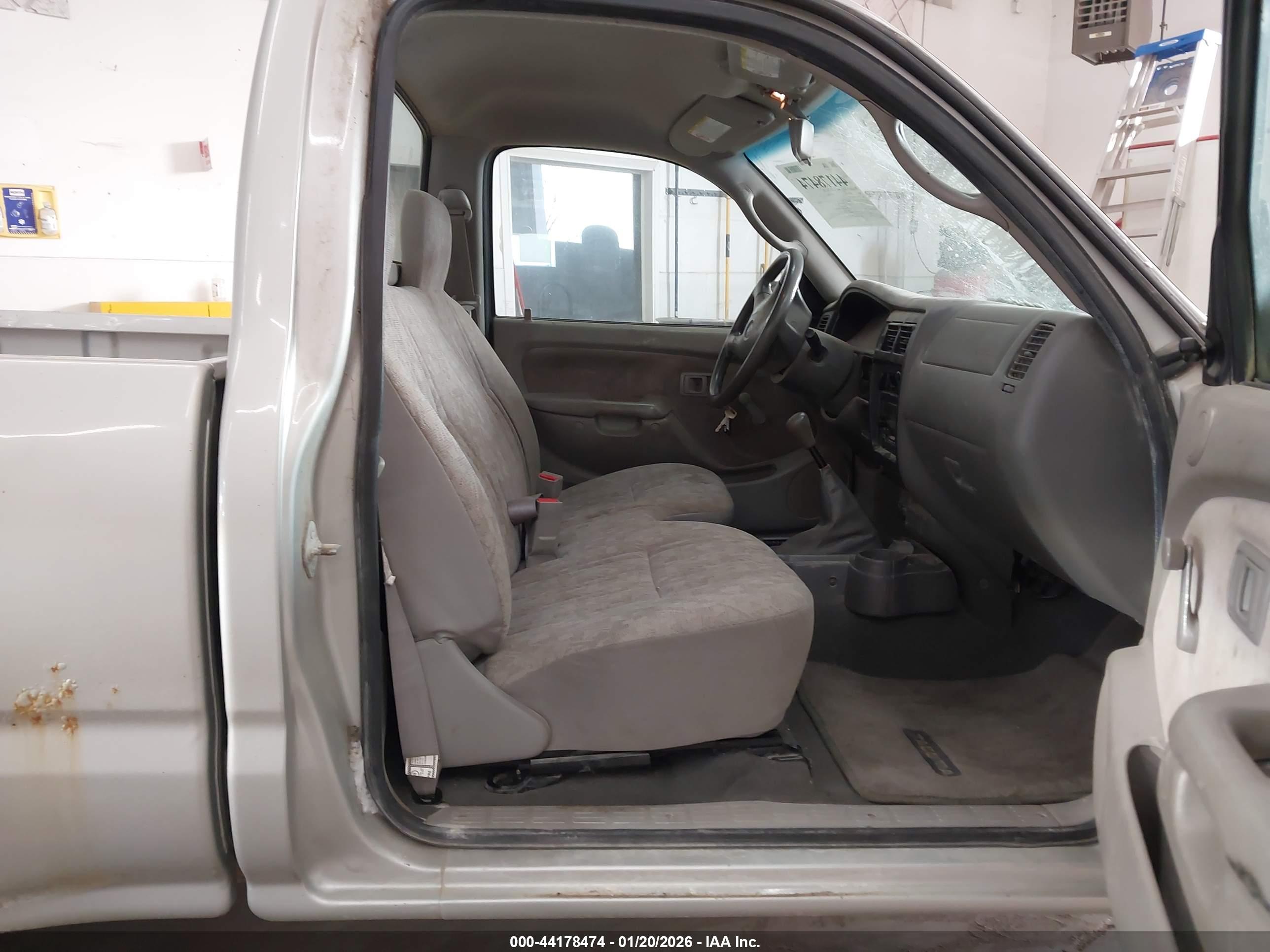 TOYOTA TACOMA image 5