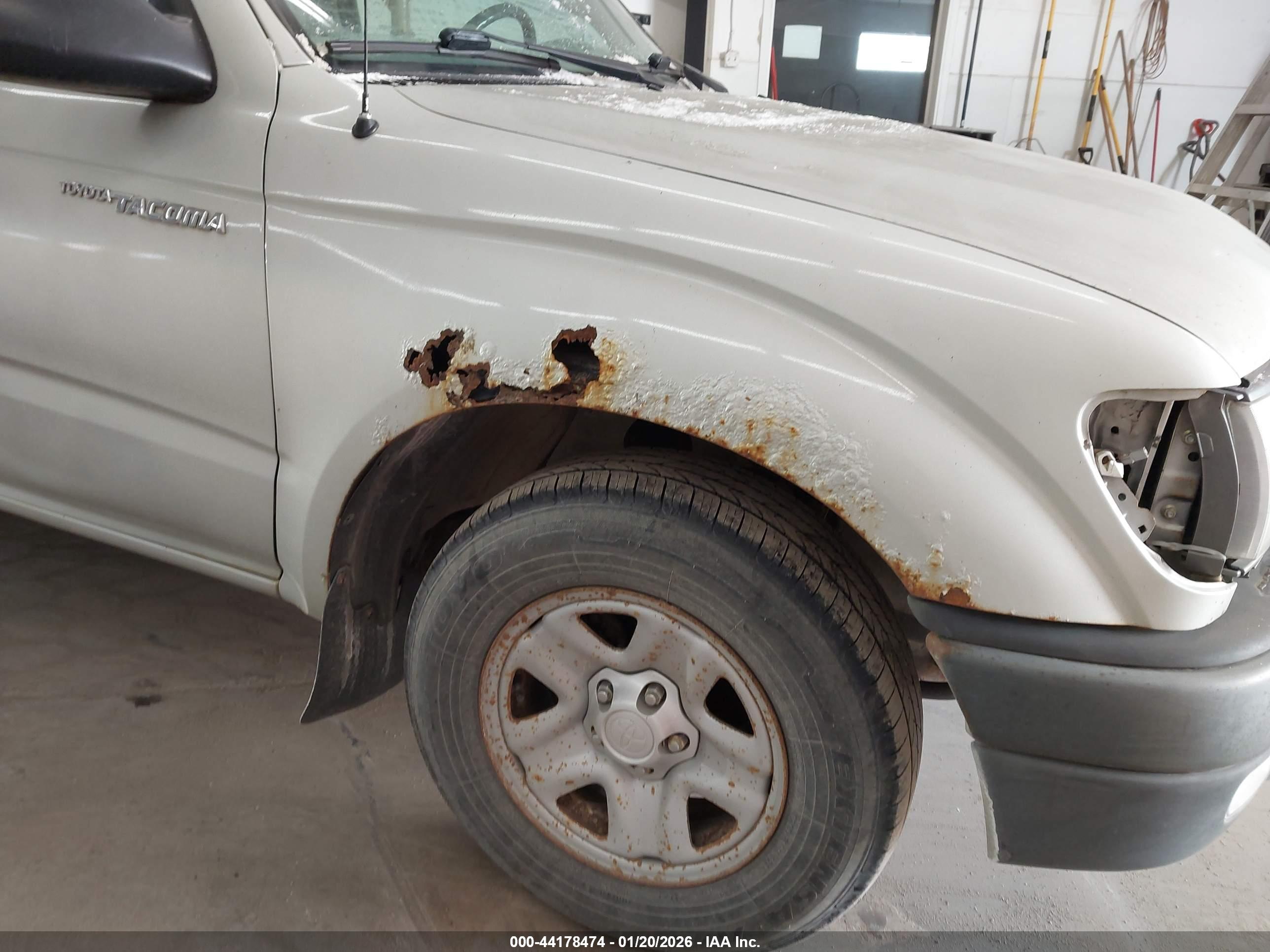 TOYOTA TACOMA image 6