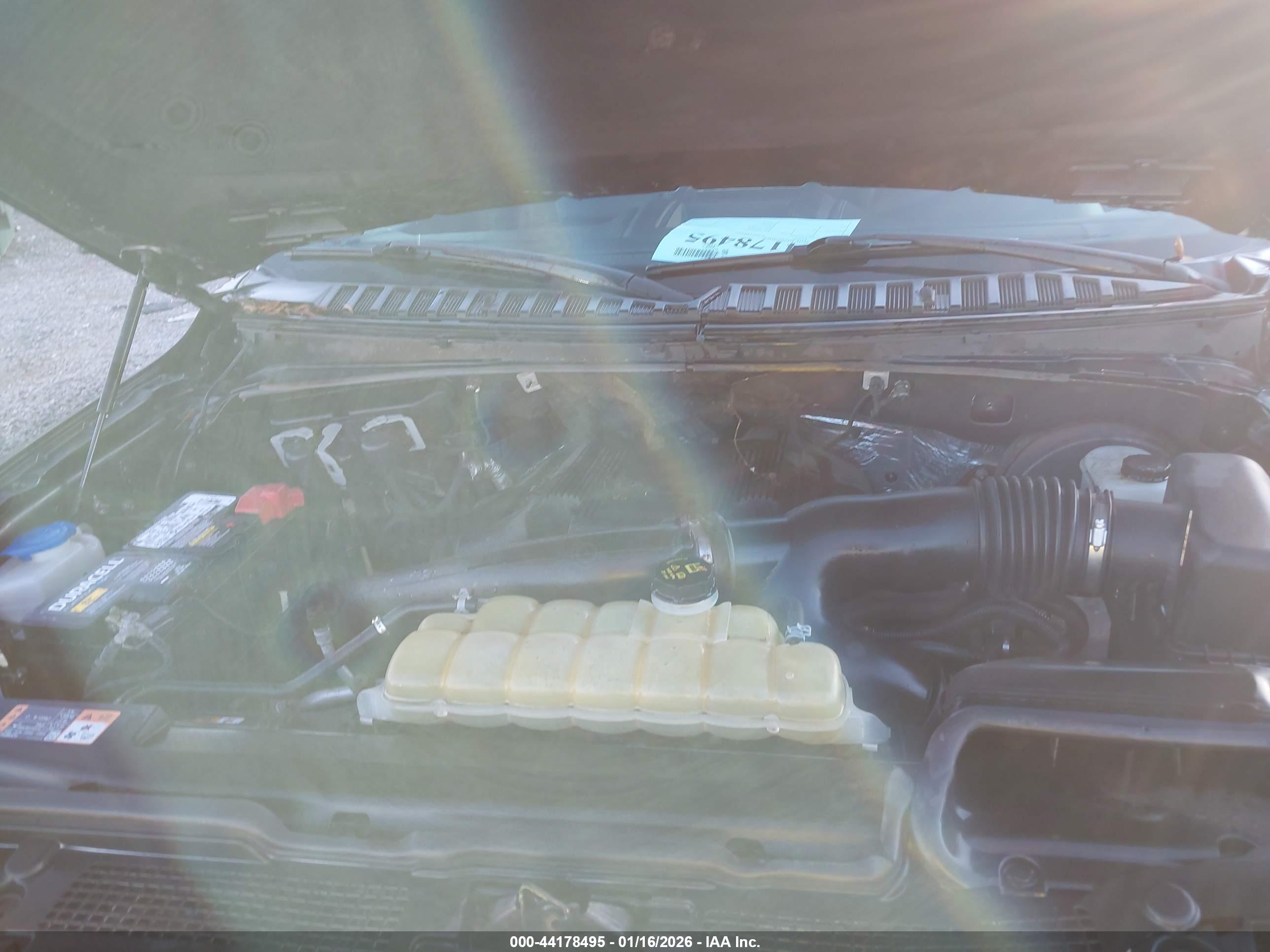 FORD EXPEDITION image 10